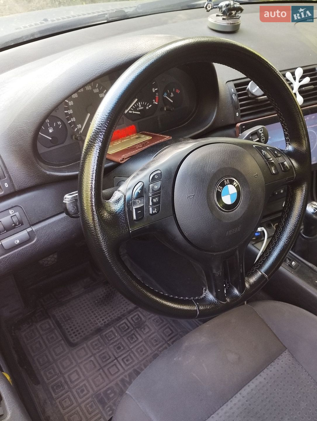 BMW 3 Series 2003 VIN WBAAY31090KP14420 фото оголошення 10 з 12