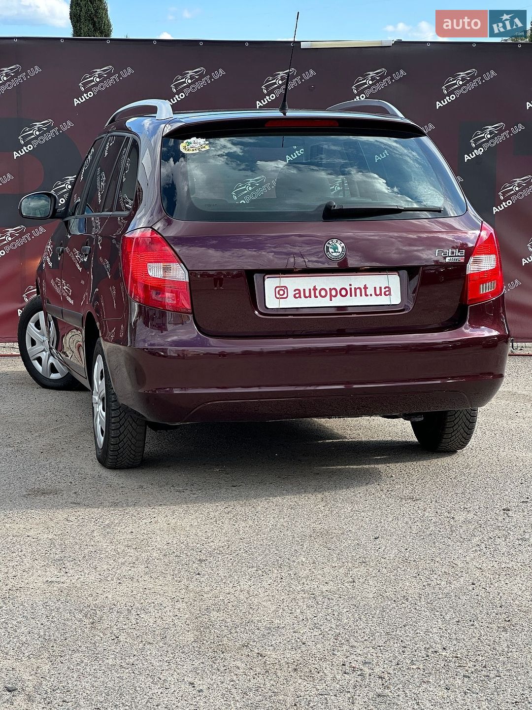 Skoda Fabia 2010 VIN TMBJH25J6B3094607 фото оголошення 9 з 27