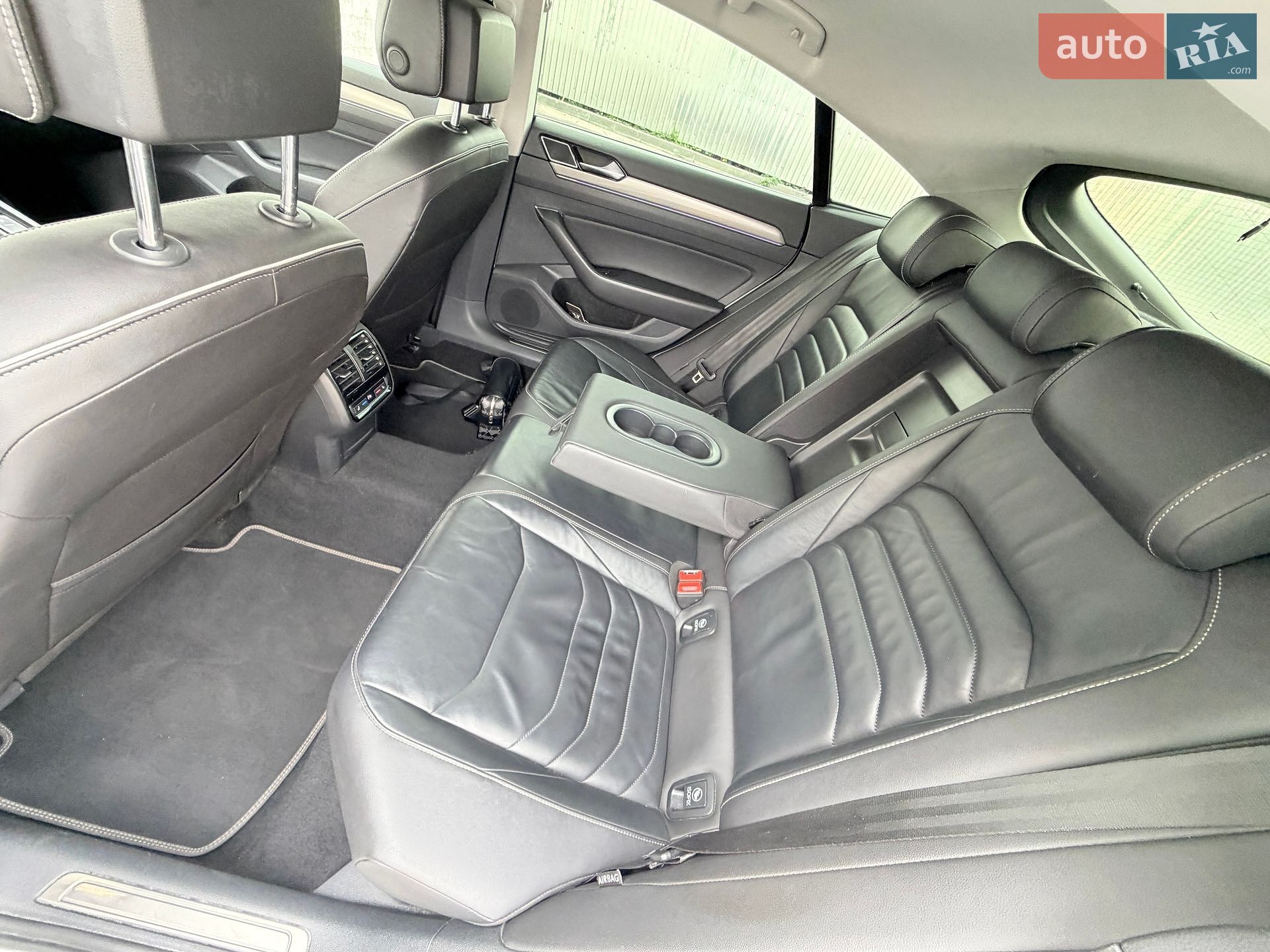 Volkswagen Arteon 2019 VIN WVWZZZ3HZKE020649 фото оголошення 2 з 43