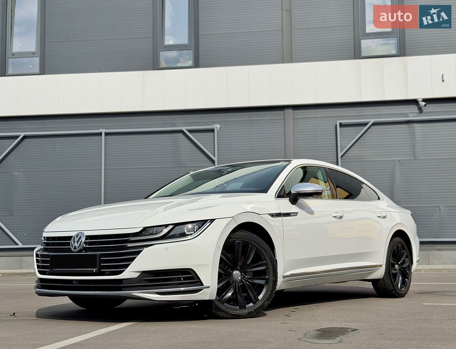 Volkswagen Arteon 2019 VIN WVWZZZ3HZKE020649 фото оголошення 12 з 43