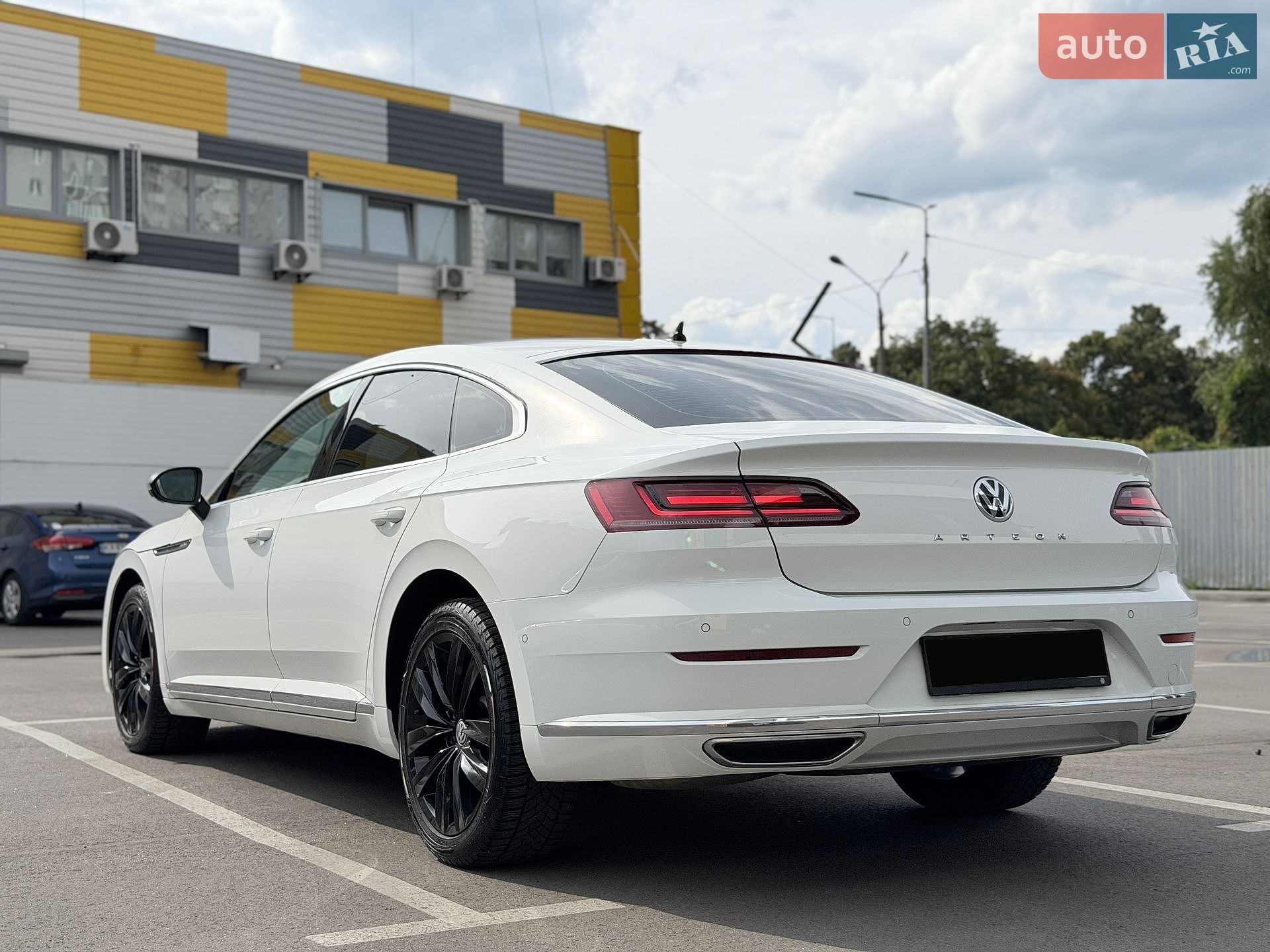 Volkswagen Arteon 2019 VIN WVWZZZ3HZKE020649 фото оголошення 19 з 43