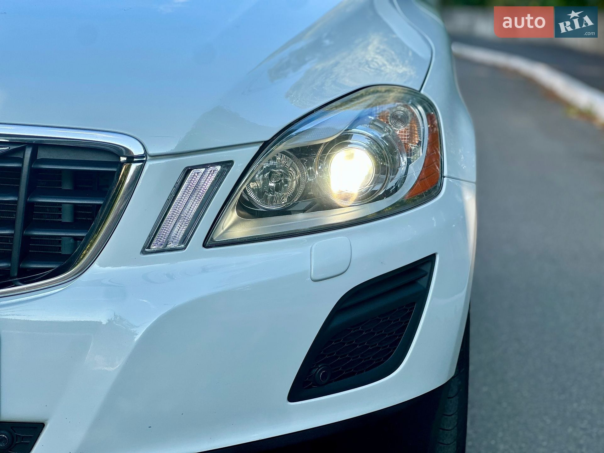 Volvo XC60 2012 VIN YV1DZ8756C4322837 фото оголошення 4 з 60