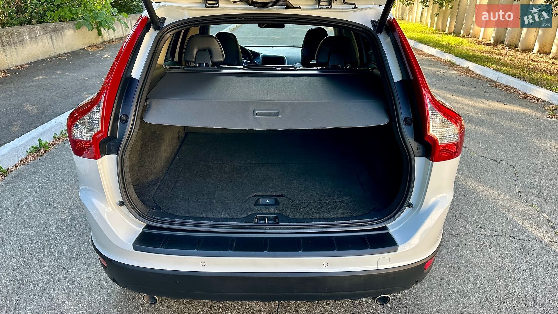 Volvo XC60 2012 VIN YV1DZ8756C4322837 фото оголошення 12 з 60