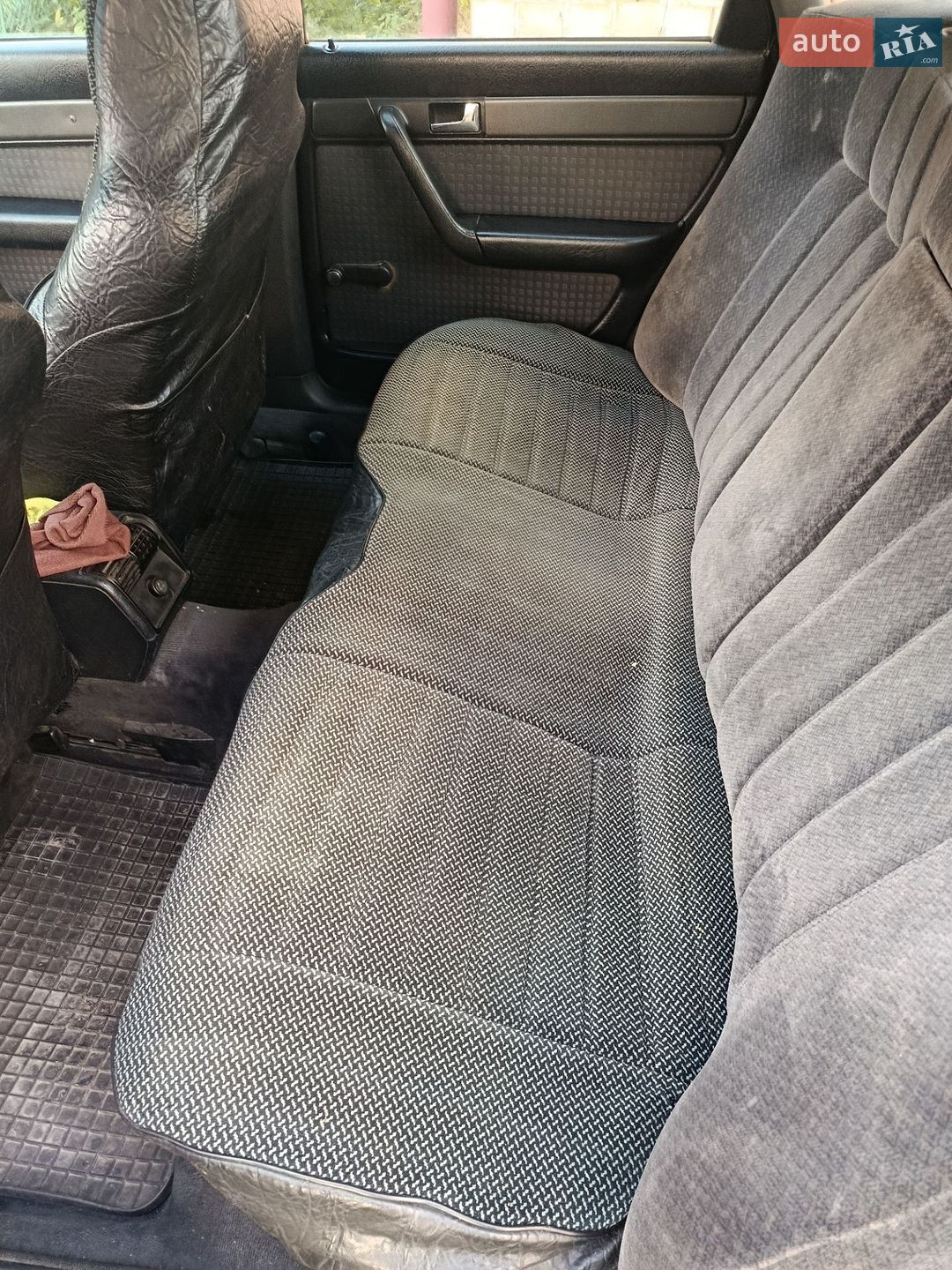 Audi A6 1996 VIN WAUZZZ4AZTN044628 фото оголошення 5 з 14