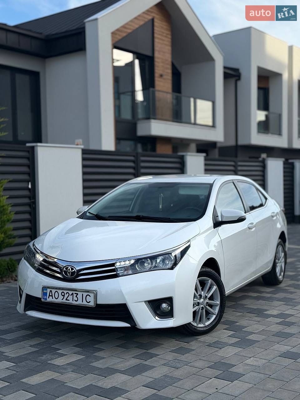 Toyota Corolla 2015 VIN NMTBB0JE10R135190 фото оголошення 8 з 17