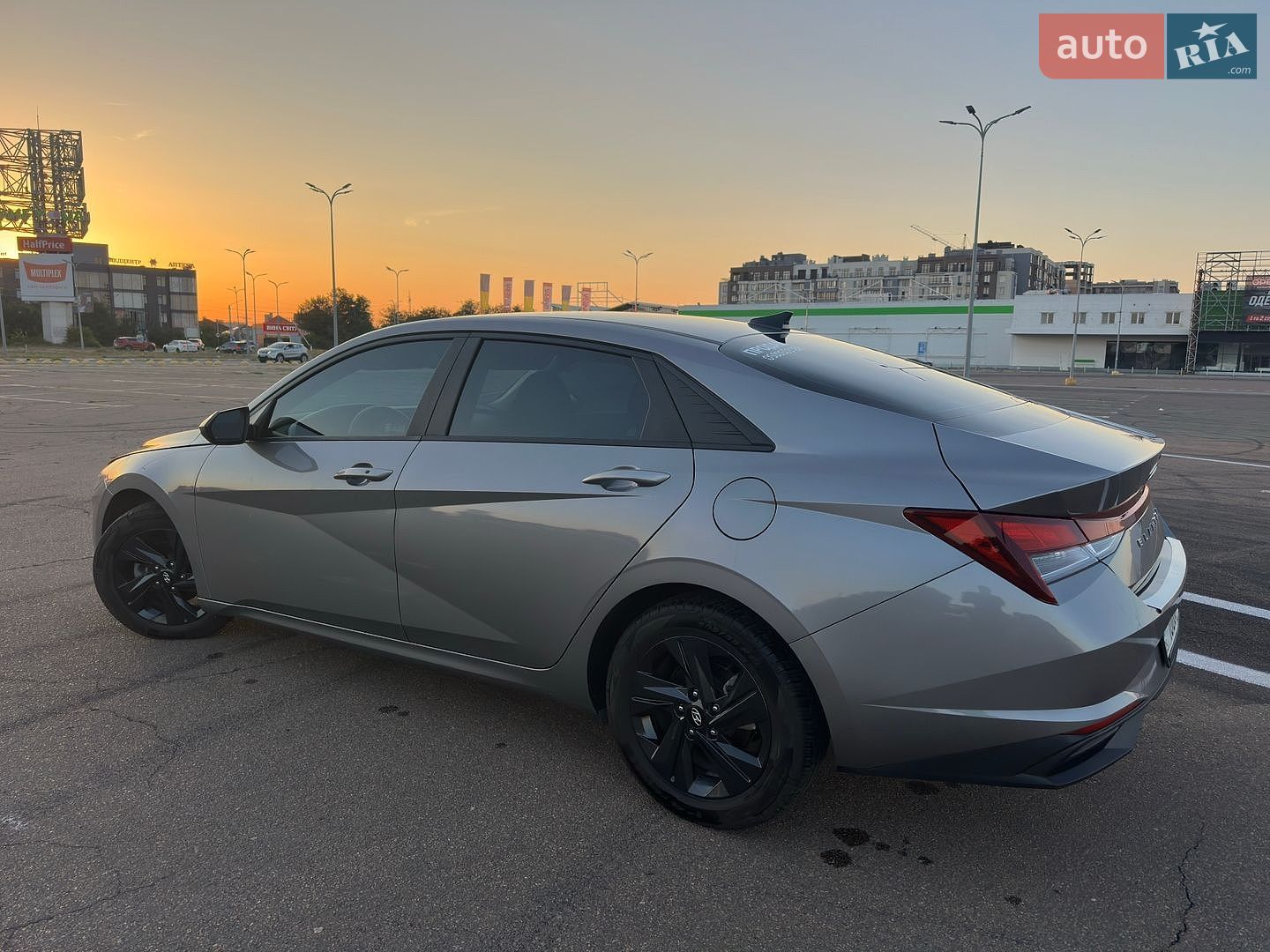Hyundai Elantra 2023 VIN KMHLM4AG8PU446755 фото оголошення 4 з 27