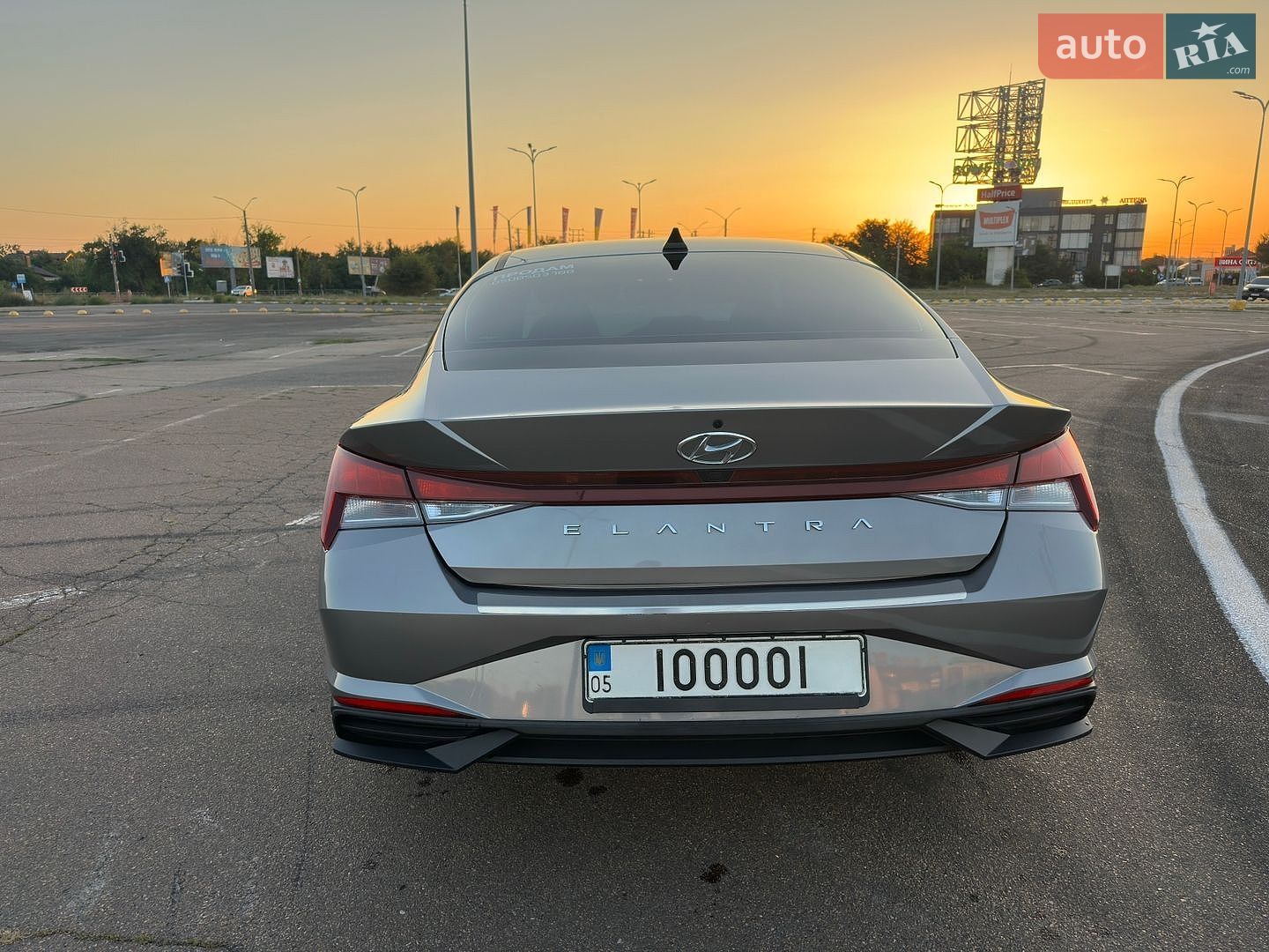 Hyundai Elantra 2023 VIN KMHLM4AG8PU446755 фото оголошення 15 з 27