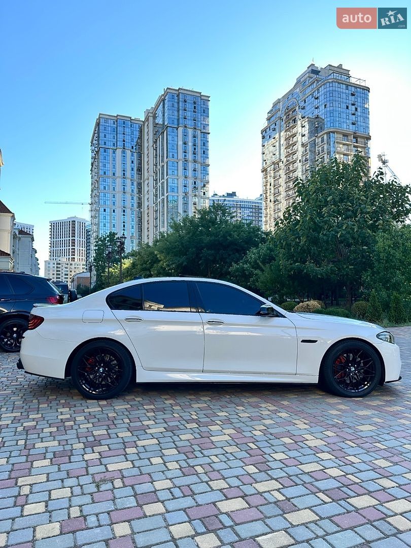BMW 5 Series 2014 VIN WBAKP9C59FD979385 фото оголошення 3 з 9