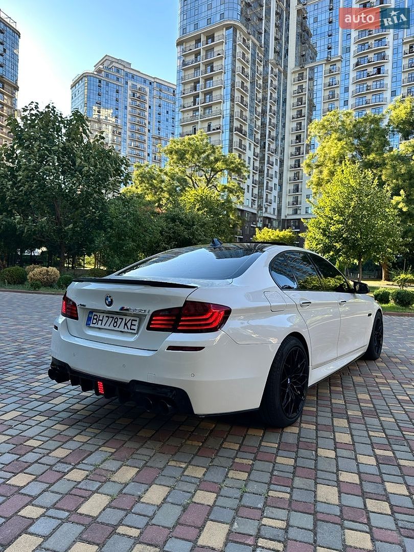 BMW 5 Series 2014 VIN WBAKP9C59FD979385 фото оголошення 5 з 9