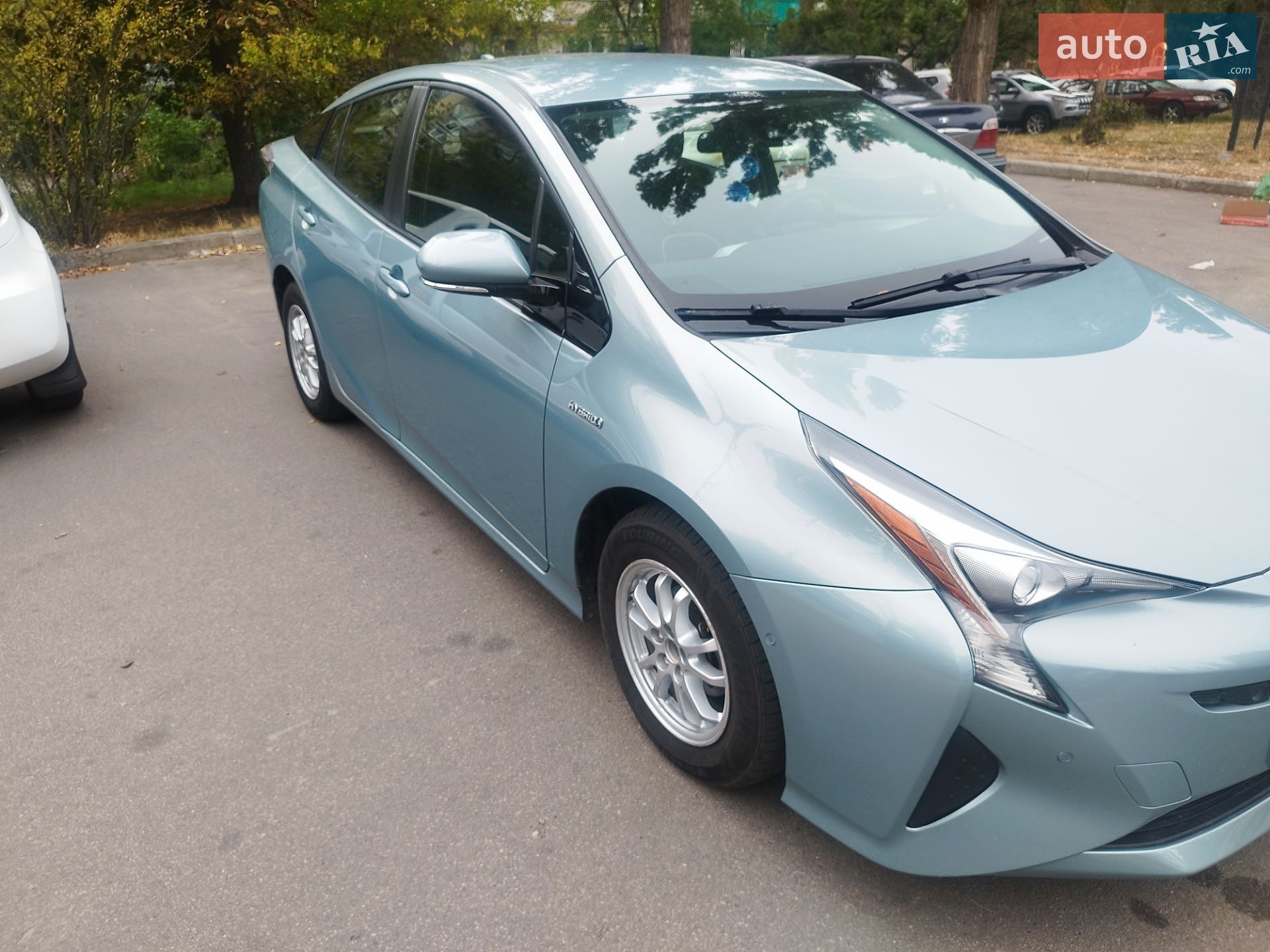 Toyota Prius 2018 VIN JTDKBRFU5J3589404 фото оголошення 3 з 10