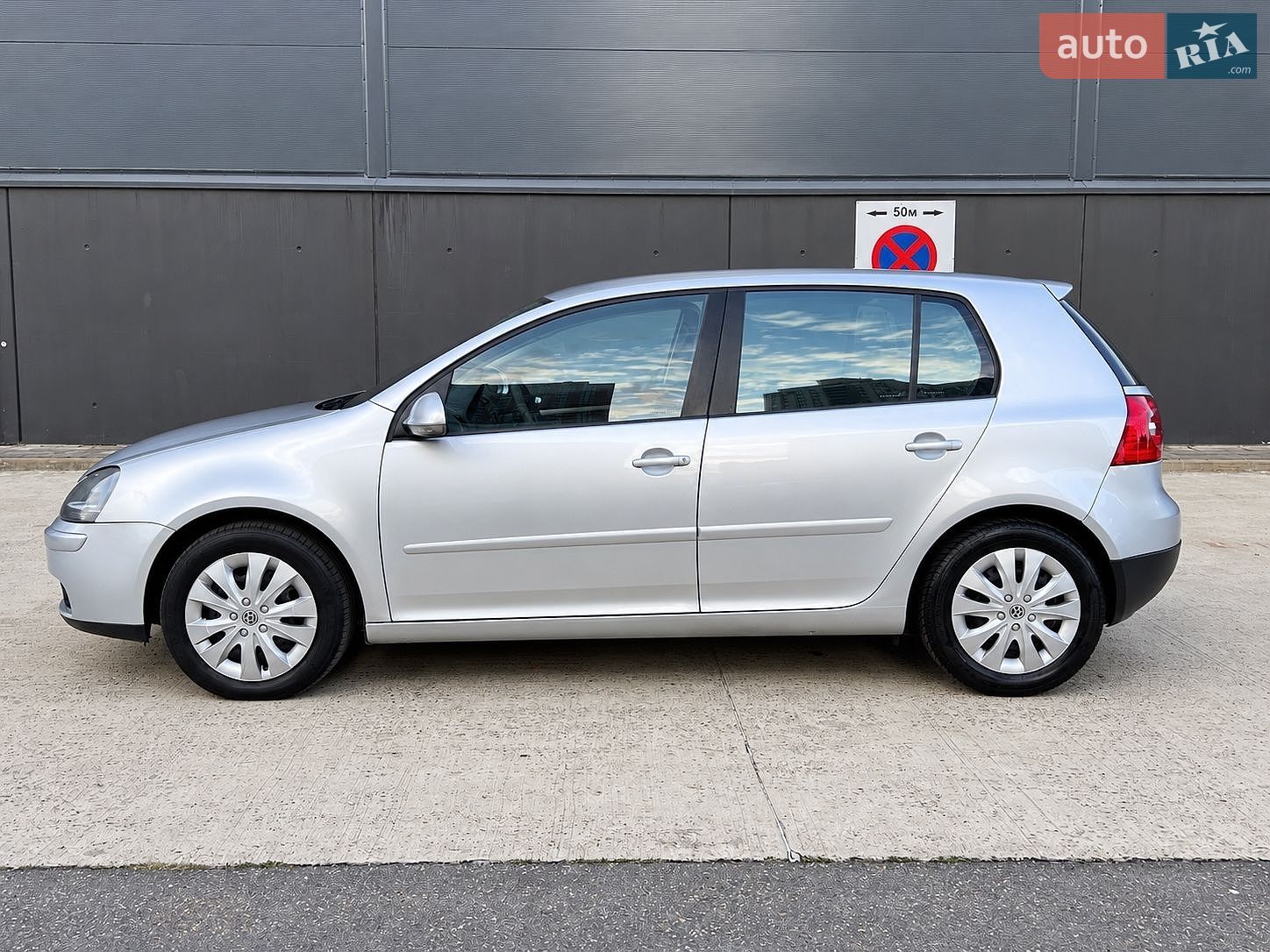 Volkswagen Golf 2004 VIN WVWZZZ1KZ4W129830 фото оголошення 11 з 24