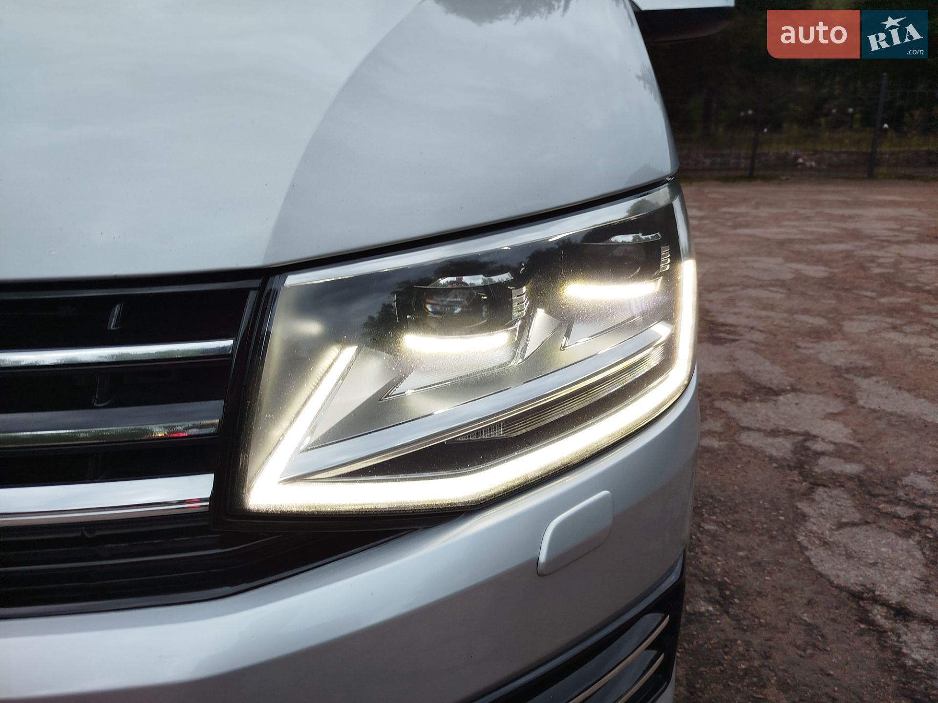 Volkswagen Transporter 2019 VIN WV1ZZZ7HZKH154786 фото оголошення 8 з 71