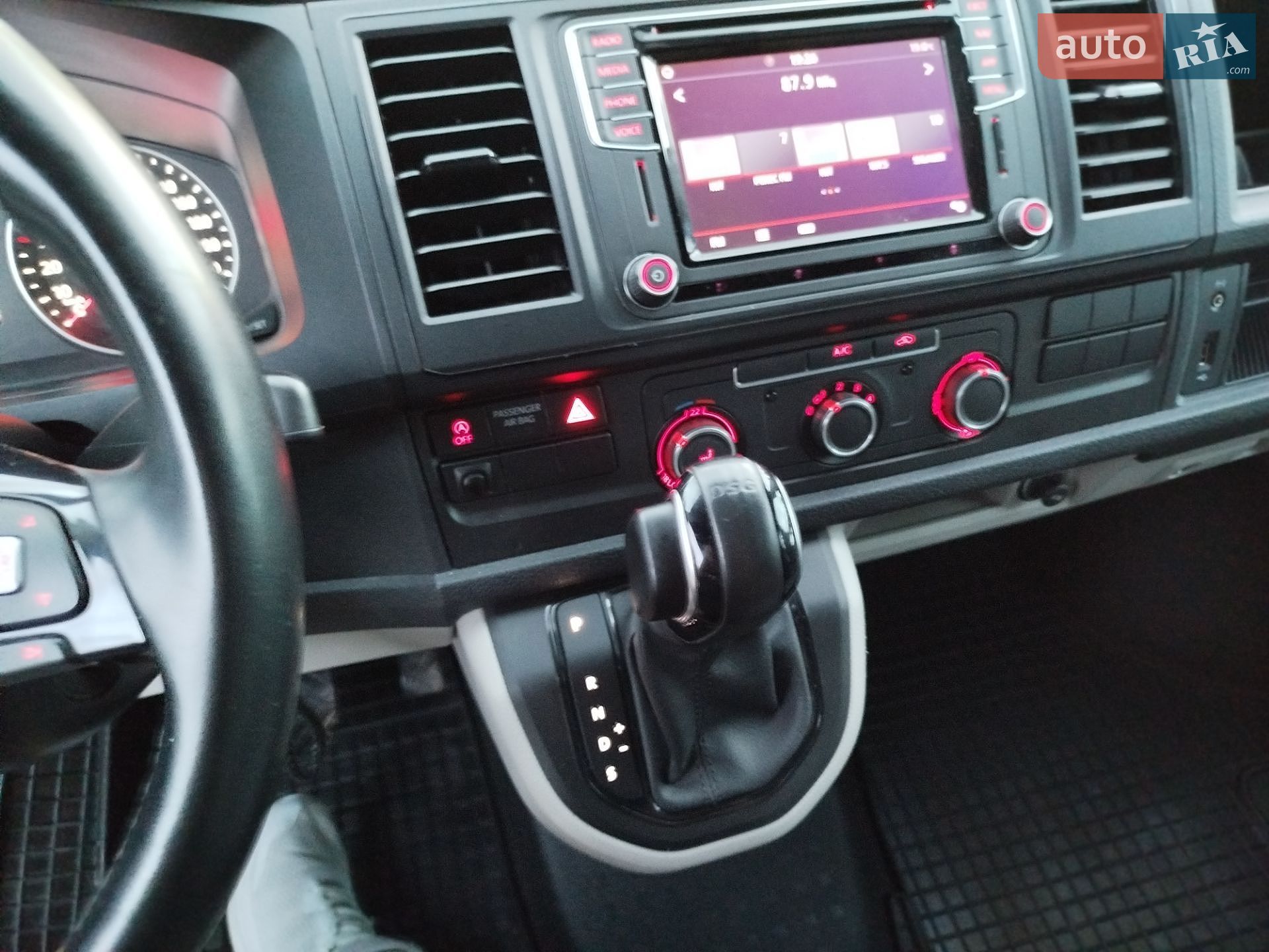 Volkswagen Transporter 2019 VIN WV1ZZZ7HZKH154786 фото оголошення 63 з 71