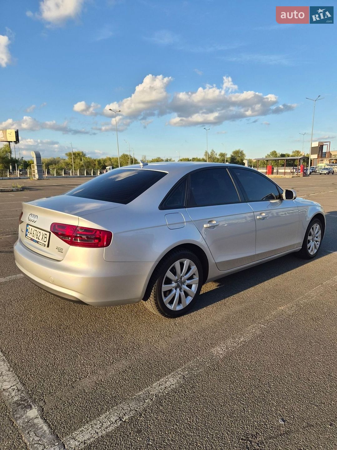 Audi A4 2012 VIN WAUBFAFL4DN011765 фото оголошення 14 з 26