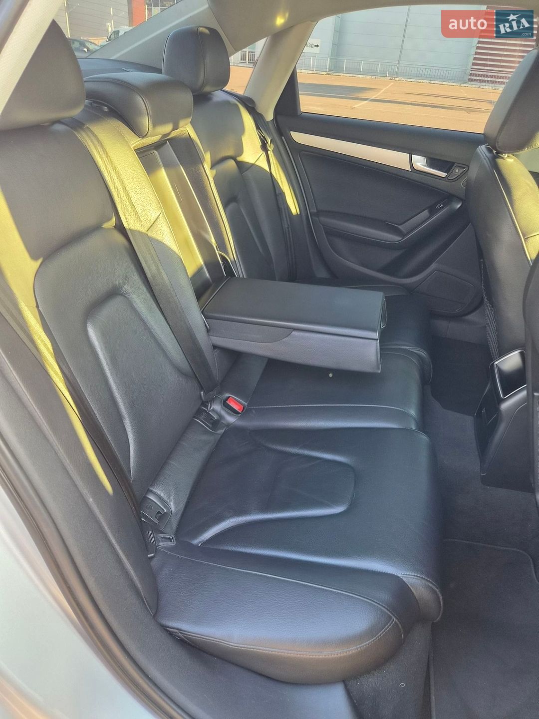Audi A4 2012 VIN WAUBFAFL4DN011765 фото оголошення 24 з 26