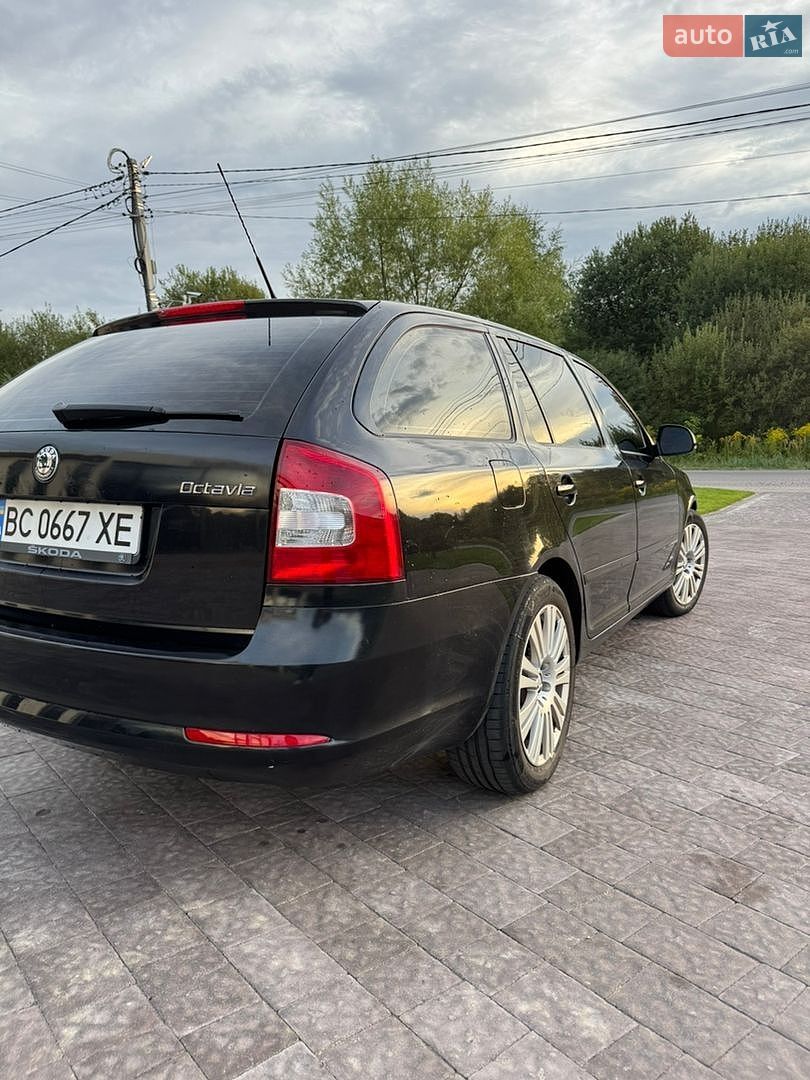 Skoda Octavia 2010 VIN TMBHJ61Z1B2064782 фото оголошення 10 з 37