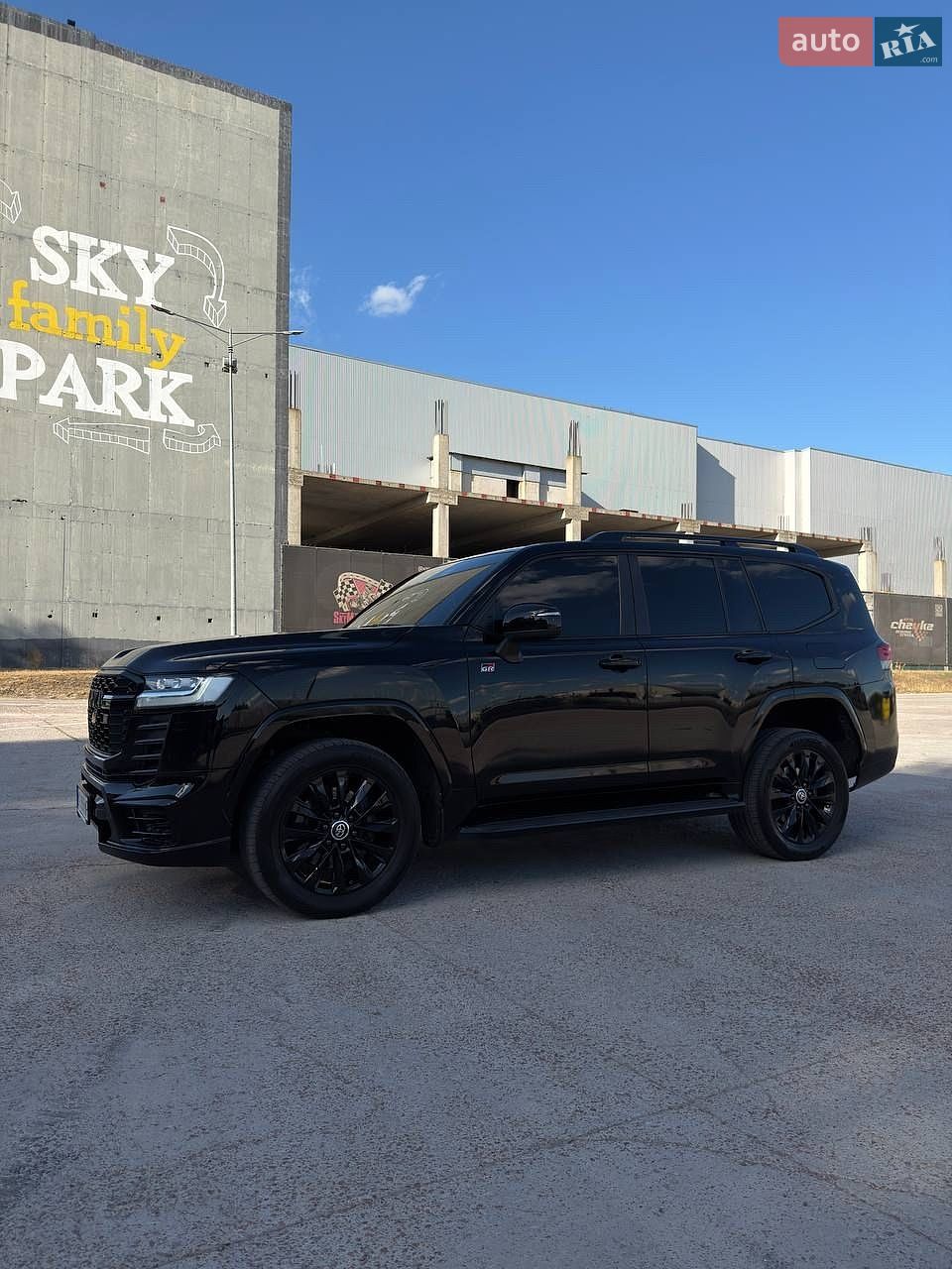 Toyota Land Cruiser 2023 VIN JTMABABJ104069296 фото оголошення 11 з 17