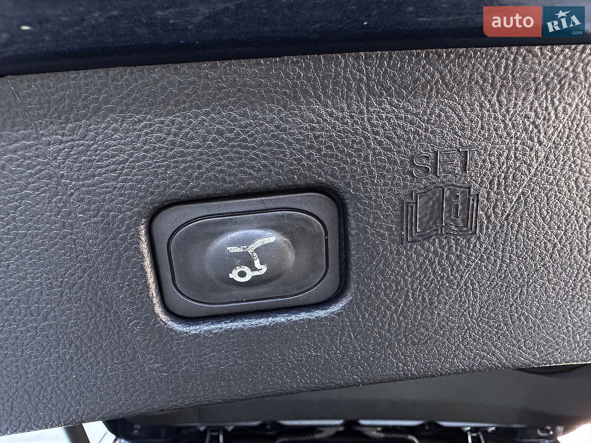Ford Edge 2023 VIN 2FMPK4K93RBA19709 фото оголошення 36 з 47