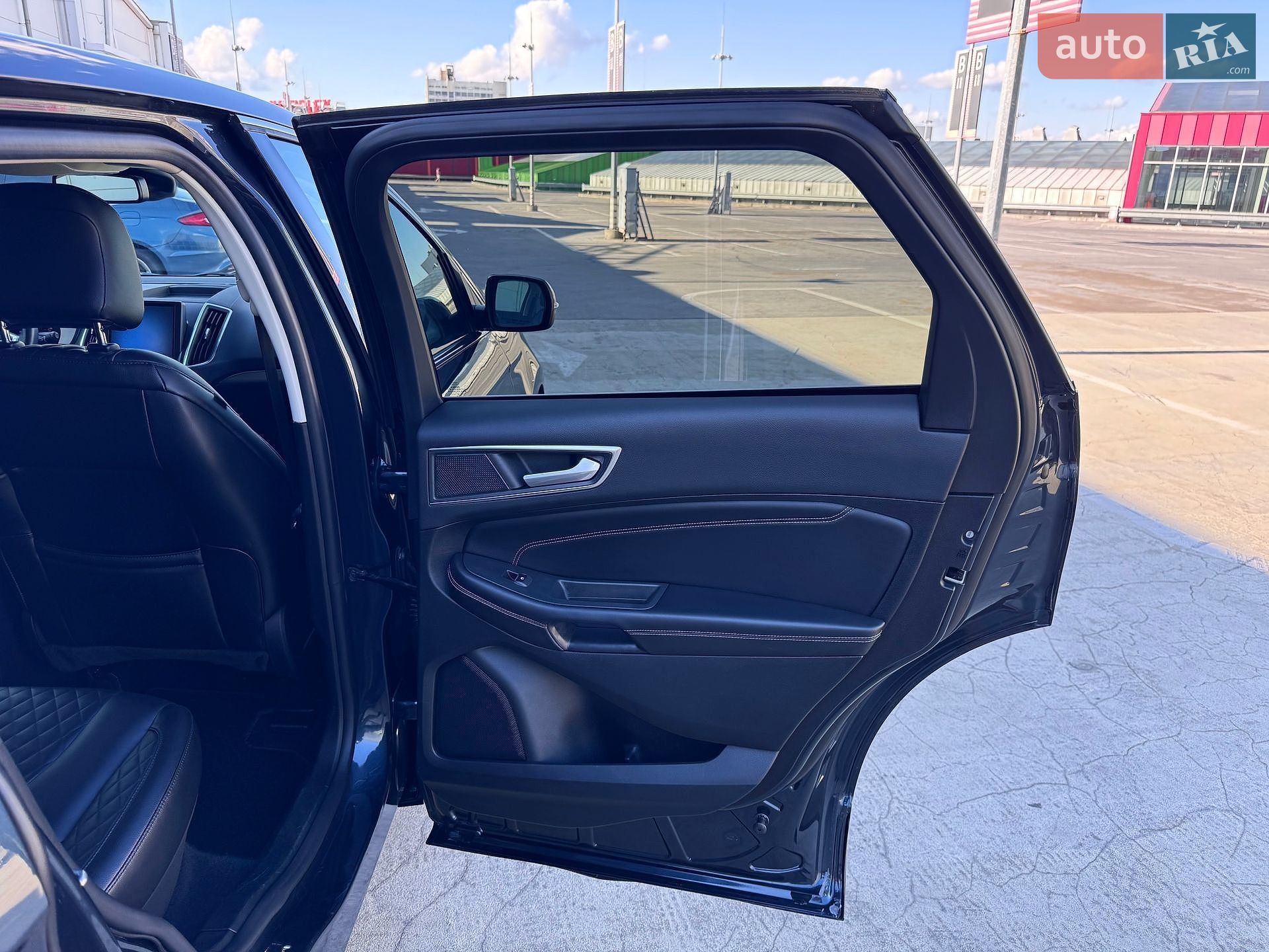 Ford Edge 2023 VIN 2FMPK4K93RBA19709 фото оголошення 41 з 47