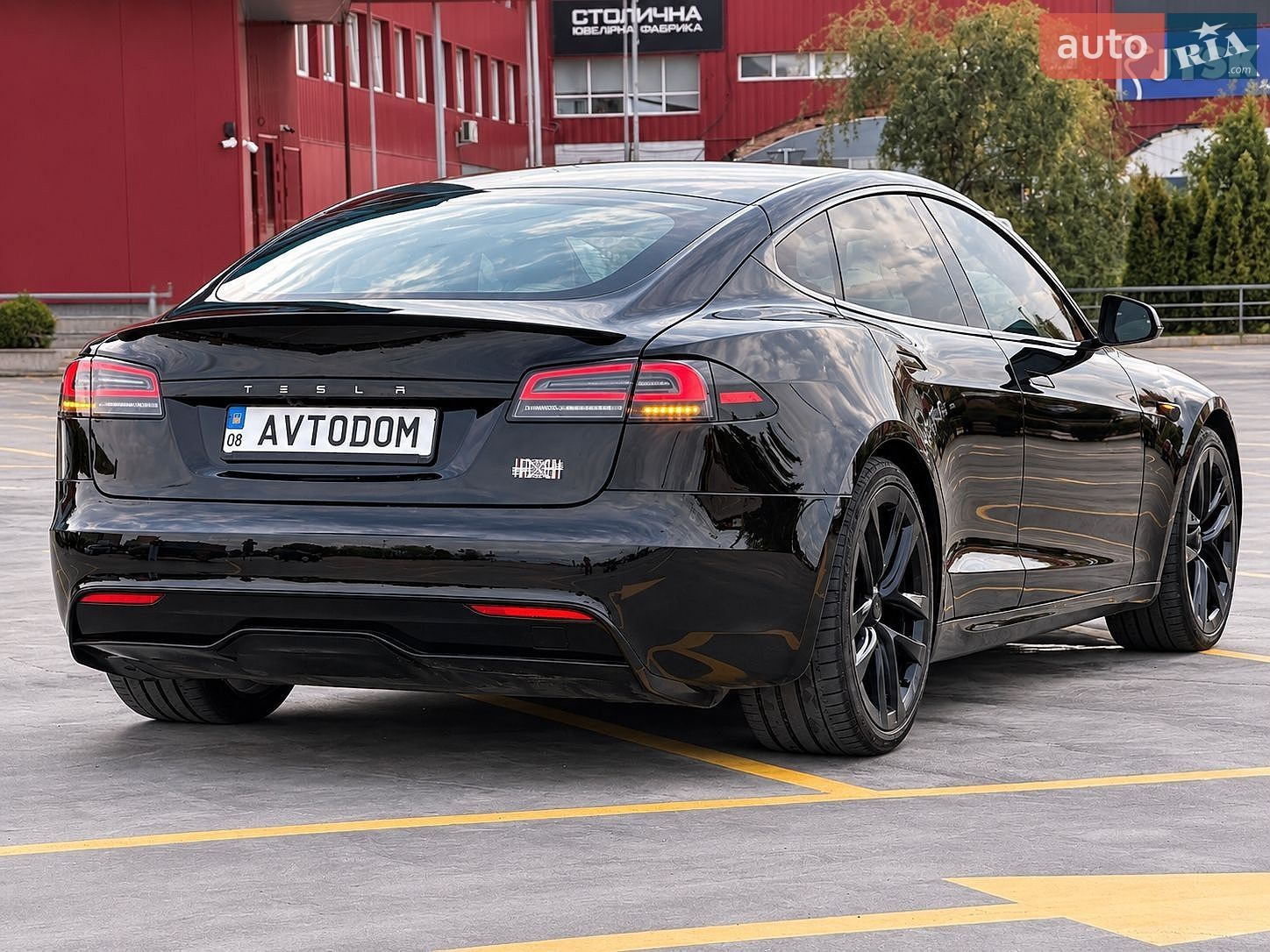 Tesla Model S 2024 VIN 5YJSA1E69RF533097 фото оголошення 4 з 16