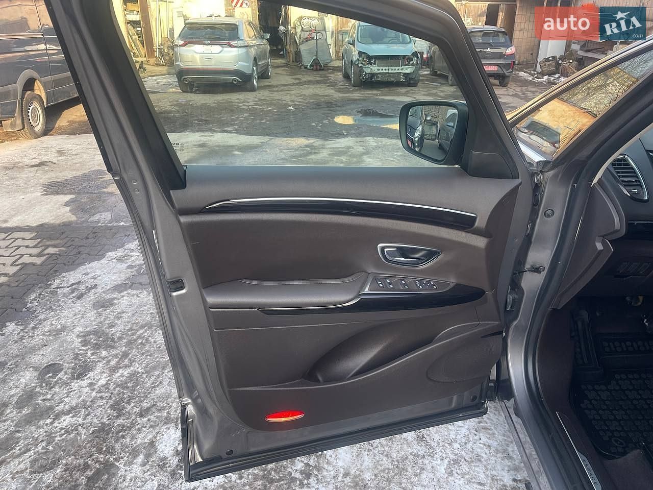 Renault Espace 2016 VIN VF1RFC00954033715 фото оголошення 16 з 53
