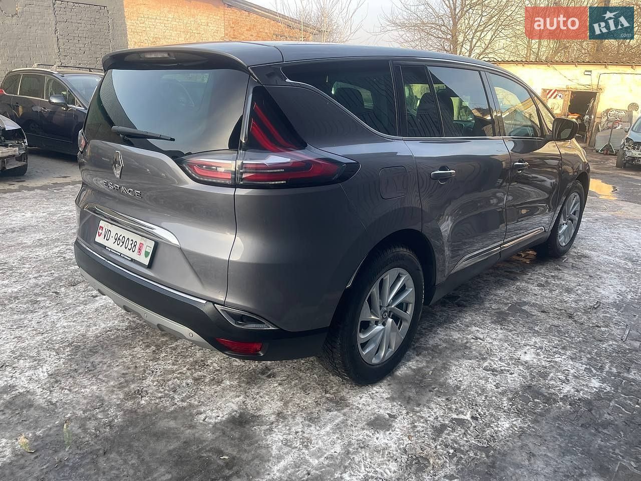 Renault Espace 2016 VIN VF1RFC00954033715 фото оголошення 32 з 43
