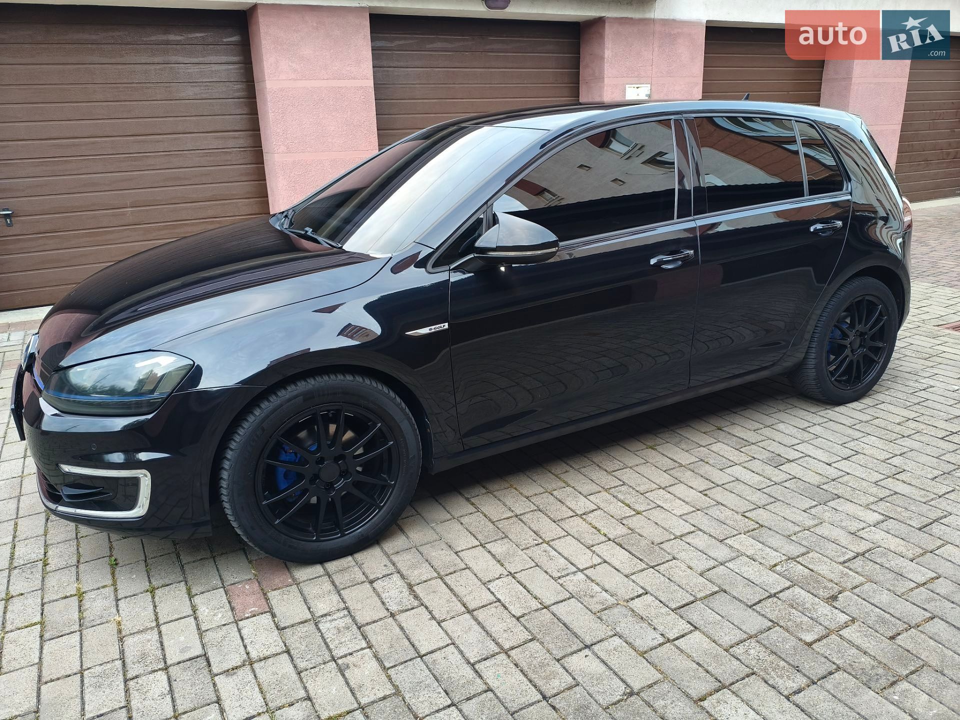 Volkswagen e-Golf 2014 VIN WVWZZZAUZFW900779 фото оголошення 2 з 18