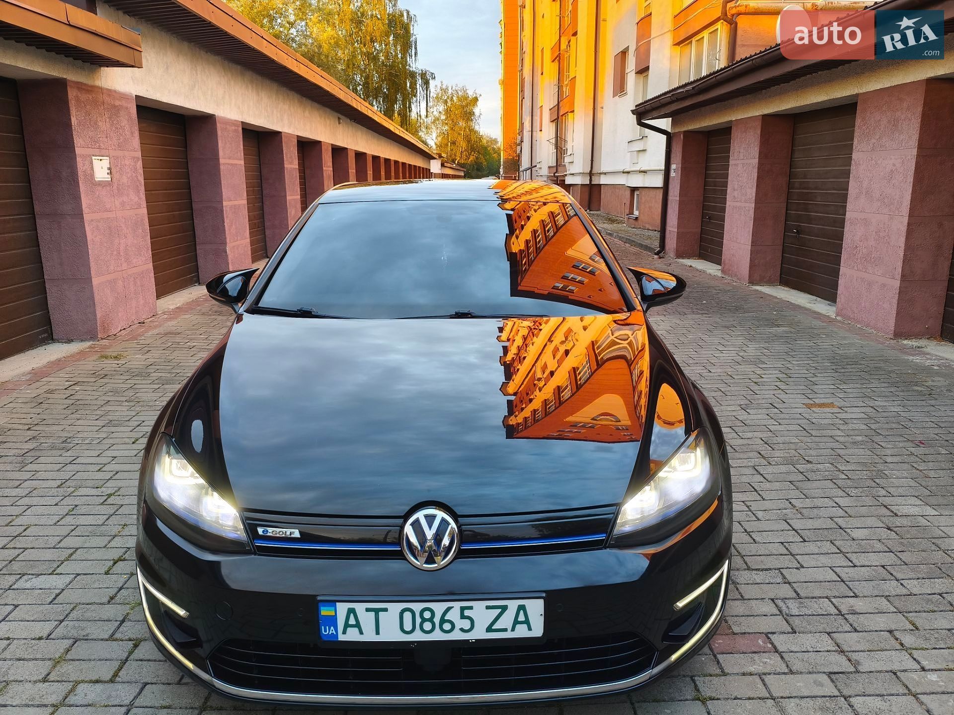 Volkswagen e-Golf 2014 VIN WVWZZZAUZFW900779 фото оголошення 10 з 18