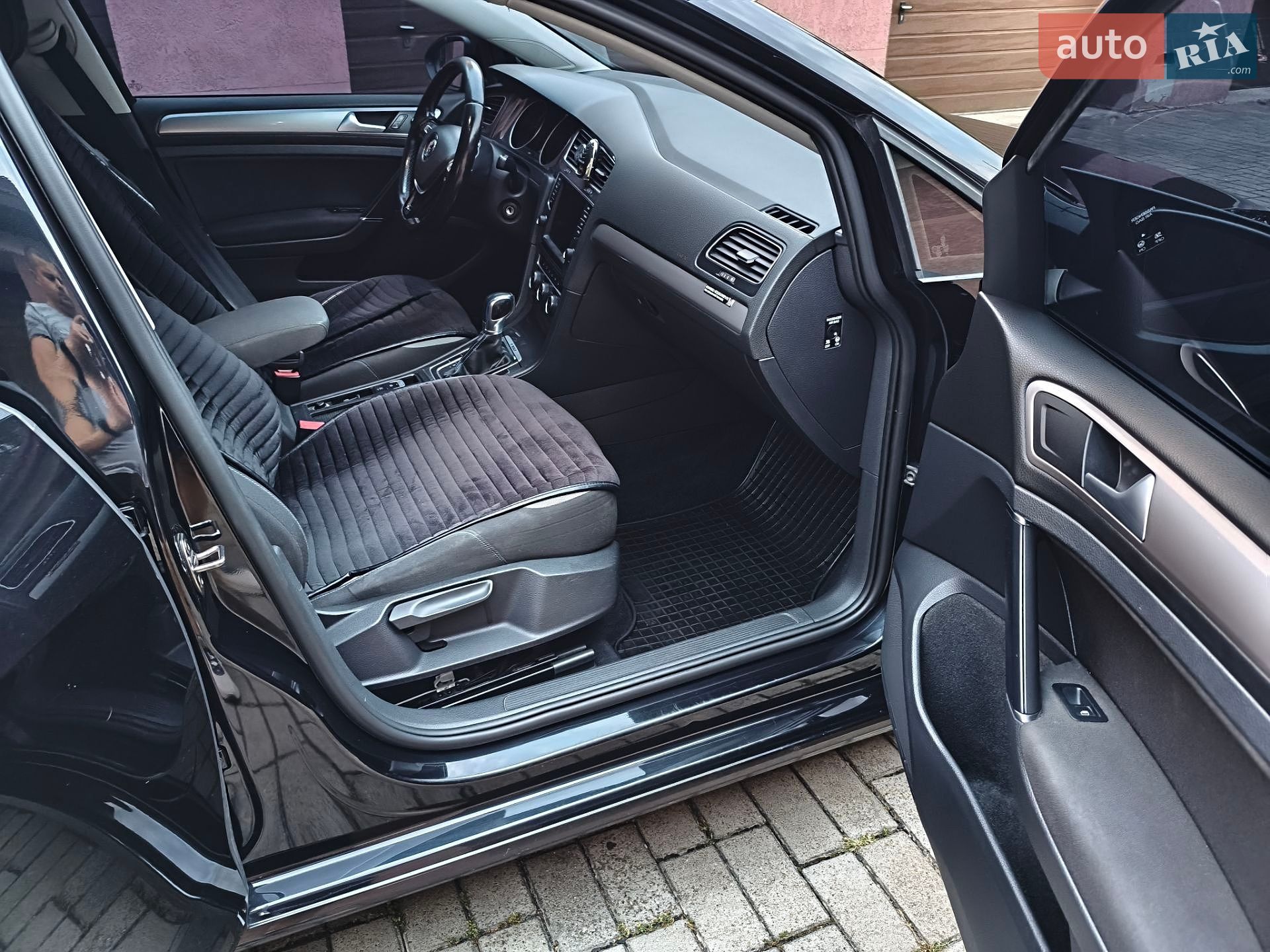 Volkswagen e-Golf 2014 VIN WVWZZZAUZFW900779 фото оголошення 15 з 18