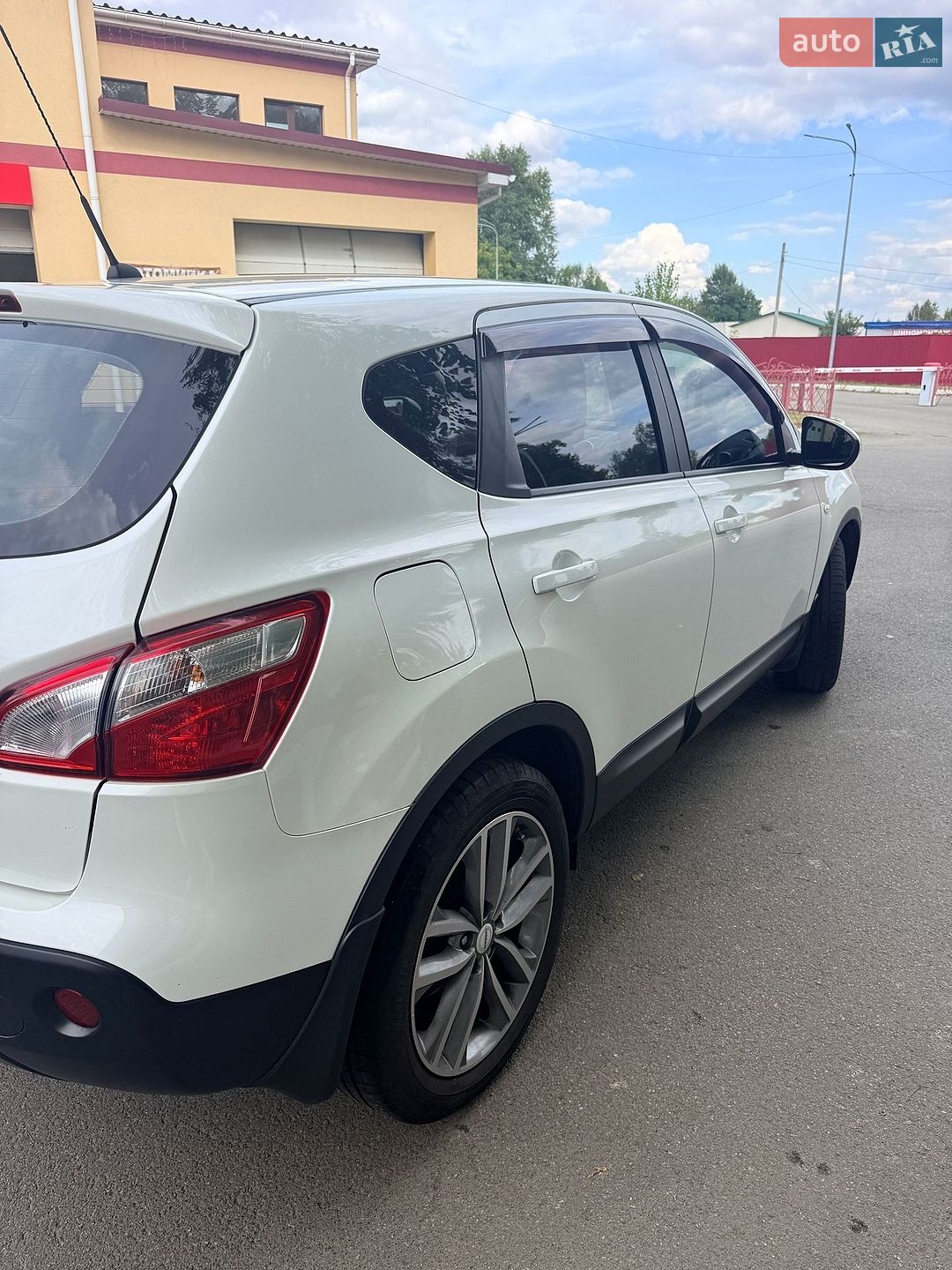 Nissan Qashqai 2013 VIN SJNFBAJ10U2707541 фото оголошення 4 з 11