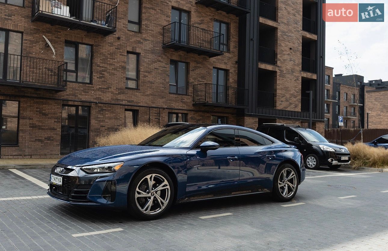 Audi e-tron GT 2021 VIN WAUFJBFW2N7006344 фото оголошення 12 з 15