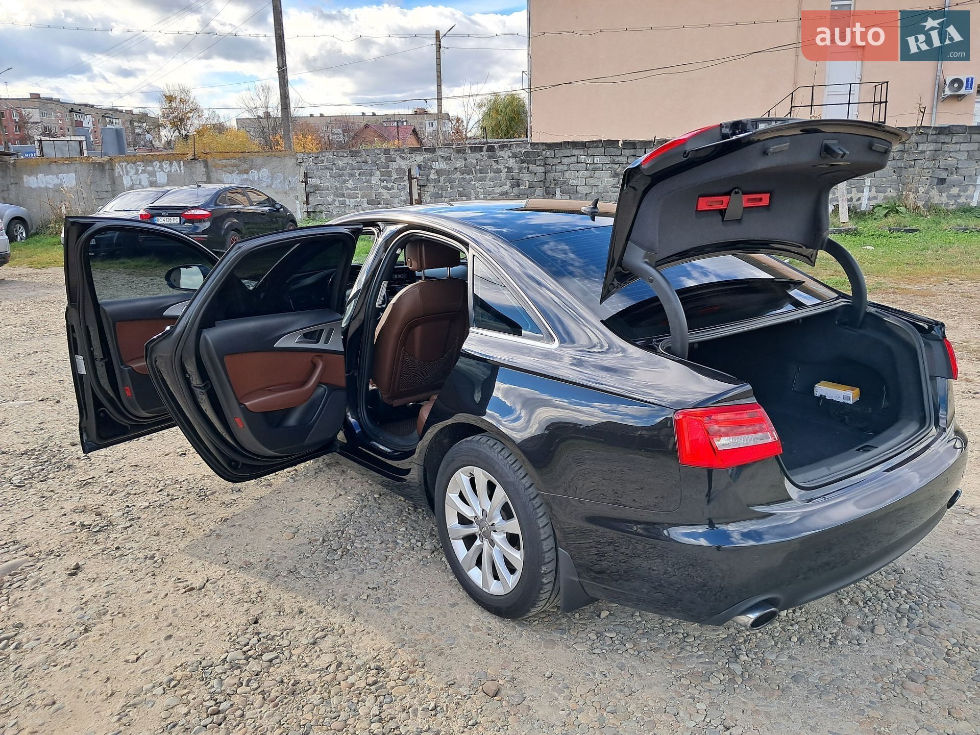 Audi A6 2013 VIN WAUAFCFC1EN012459 фото оголошення 7 з 33