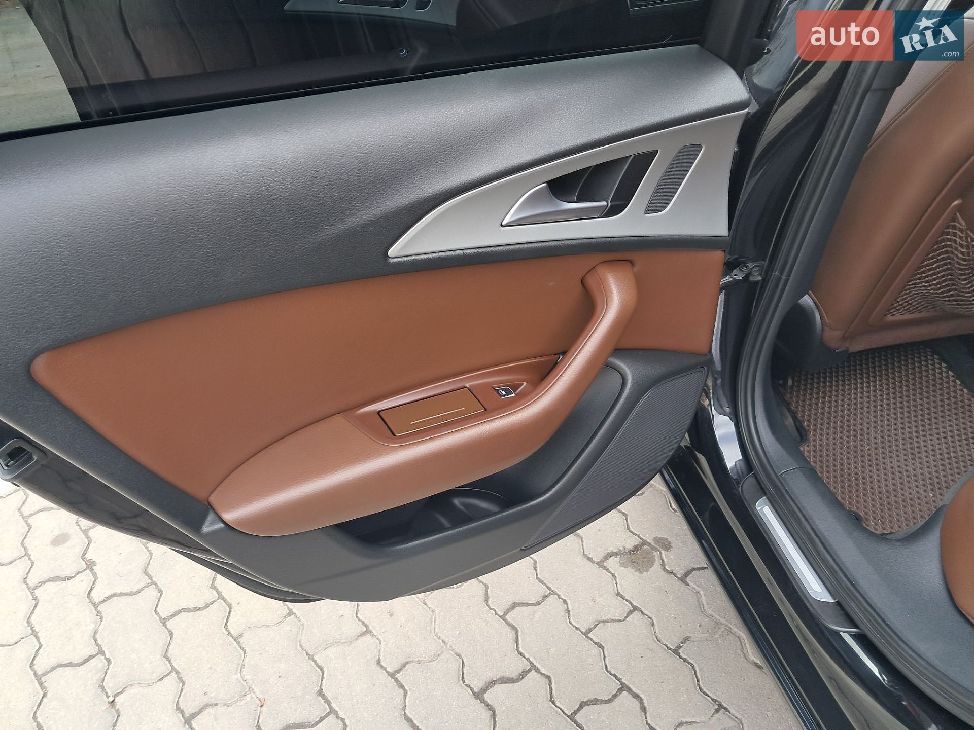 Audi A6 2013 VIN WAUAFCFC1EN012459 фото оголошення 16 з 33