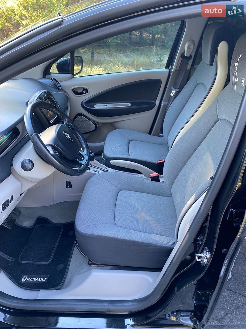 Renault Zoe 2016 VIN VF1AGVYB152889235 фото оголошення 18 з 27
