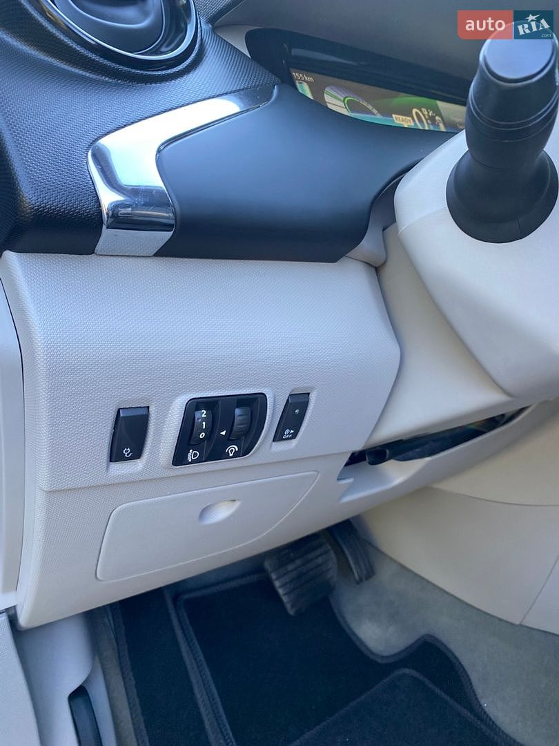 Renault Zoe 2016 VIN VF1AGVYB152889235 фото оголошення 21 з 27