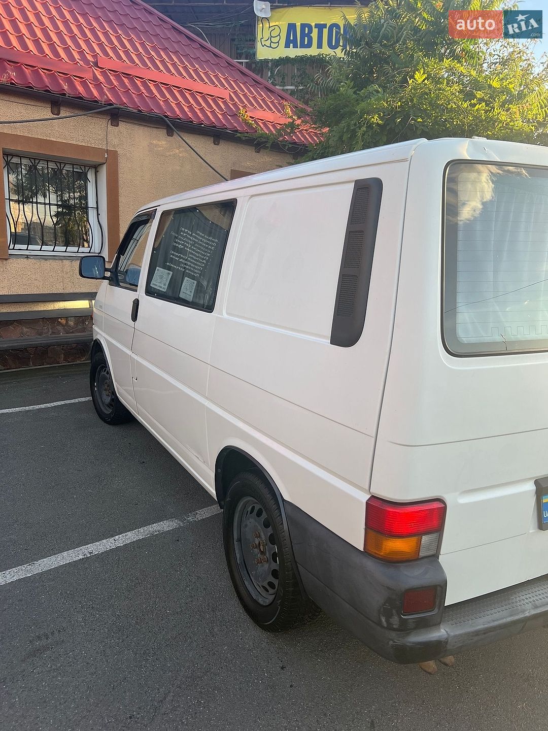 Volkswagen Transporter 1996 VIN WV1ZZZ70ZVH061011 фото оголошення 2 з 12