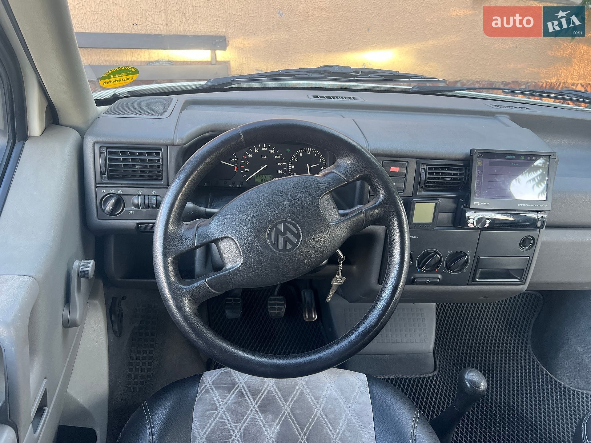 Volkswagen Transporter 1996 VIN WV1ZZZ70ZVH061011 фото оголошення 9 з 12
