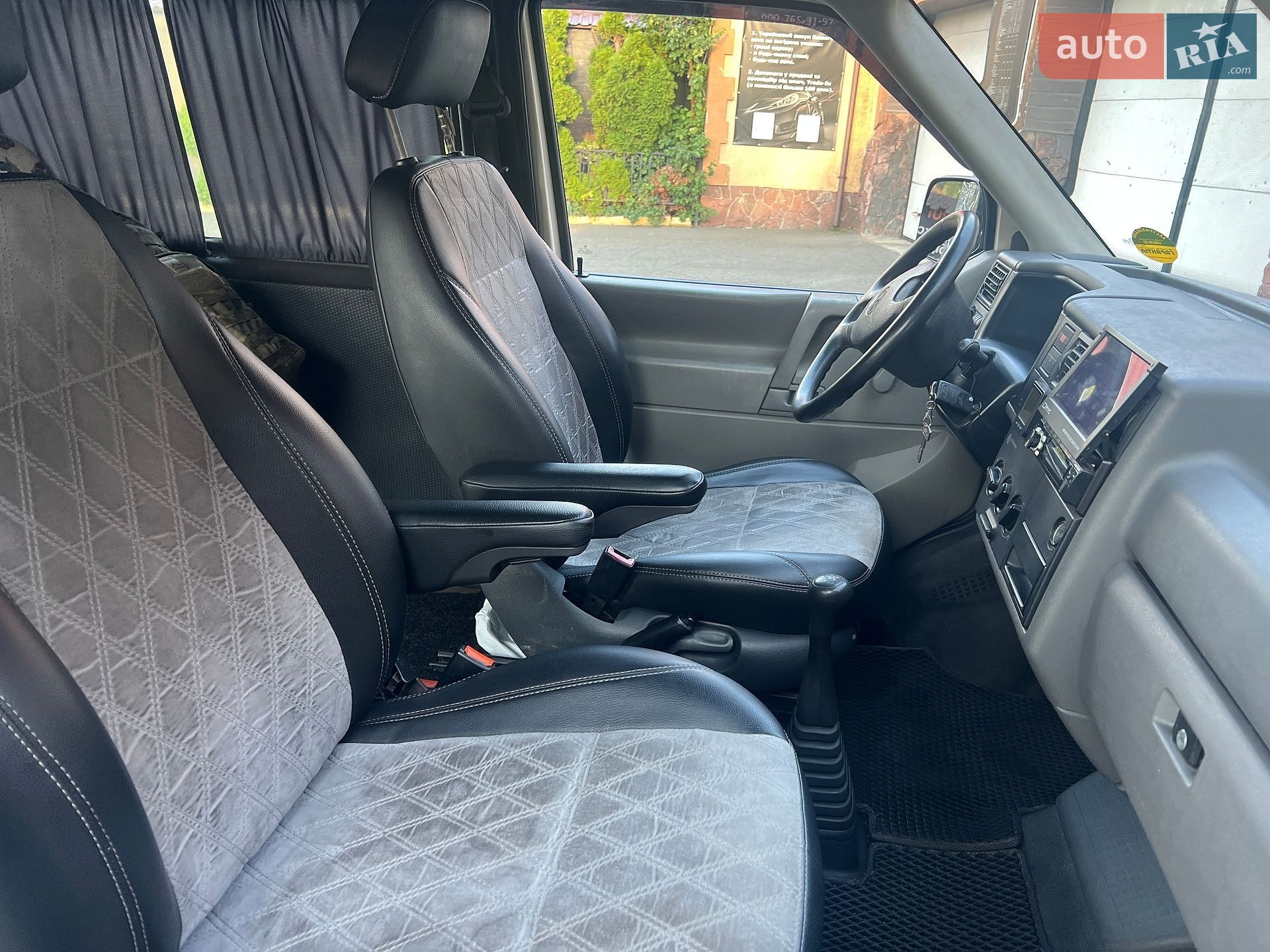 Volkswagen Transporter 1996 VIN WV1ZZZ70ZVH061011 фото оголошення 11 з 12