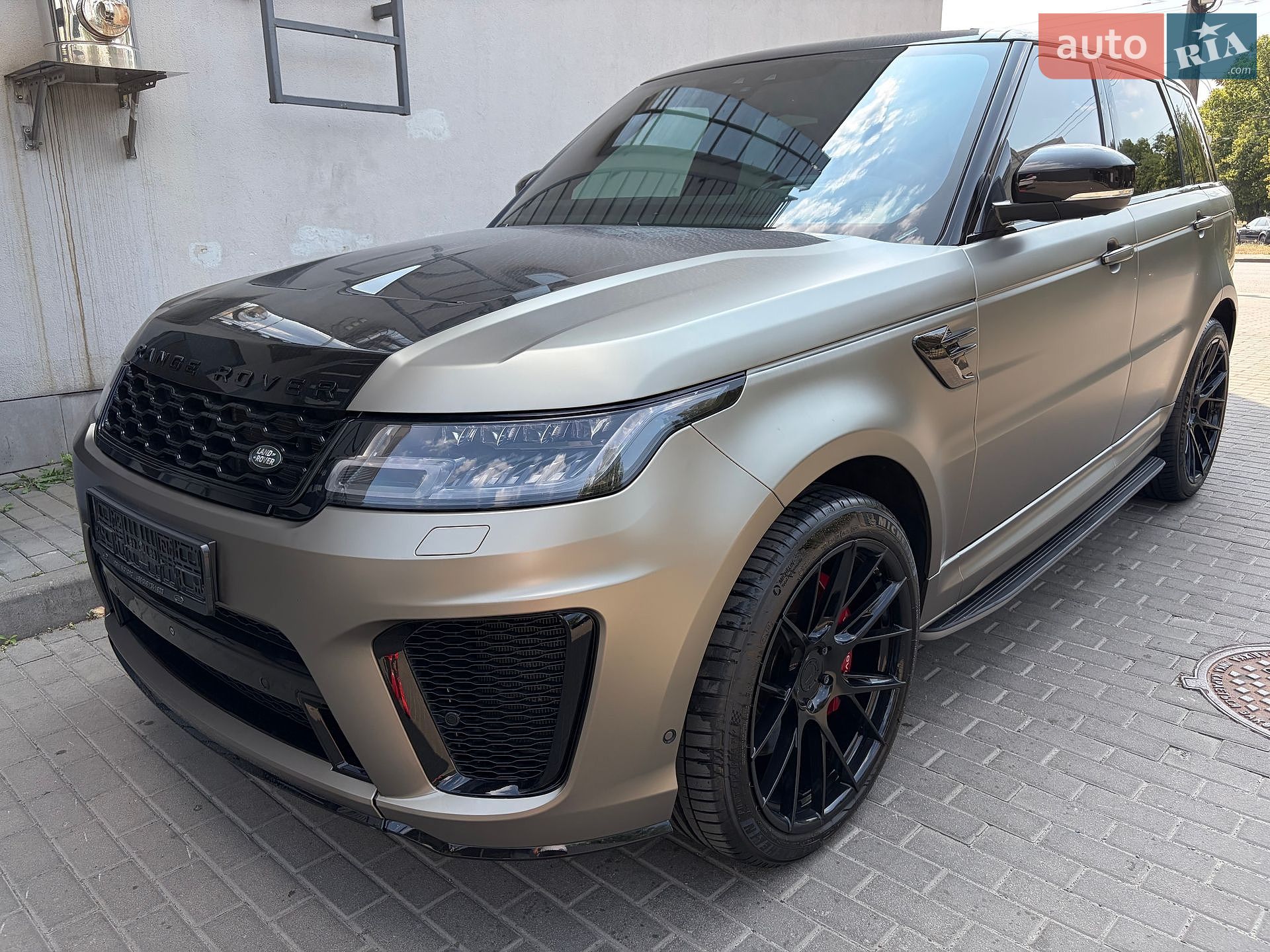 Land Rover Range Rover Sport 2018 VIN SALWA2BE5JA808960 фото оголошення 6 з 109