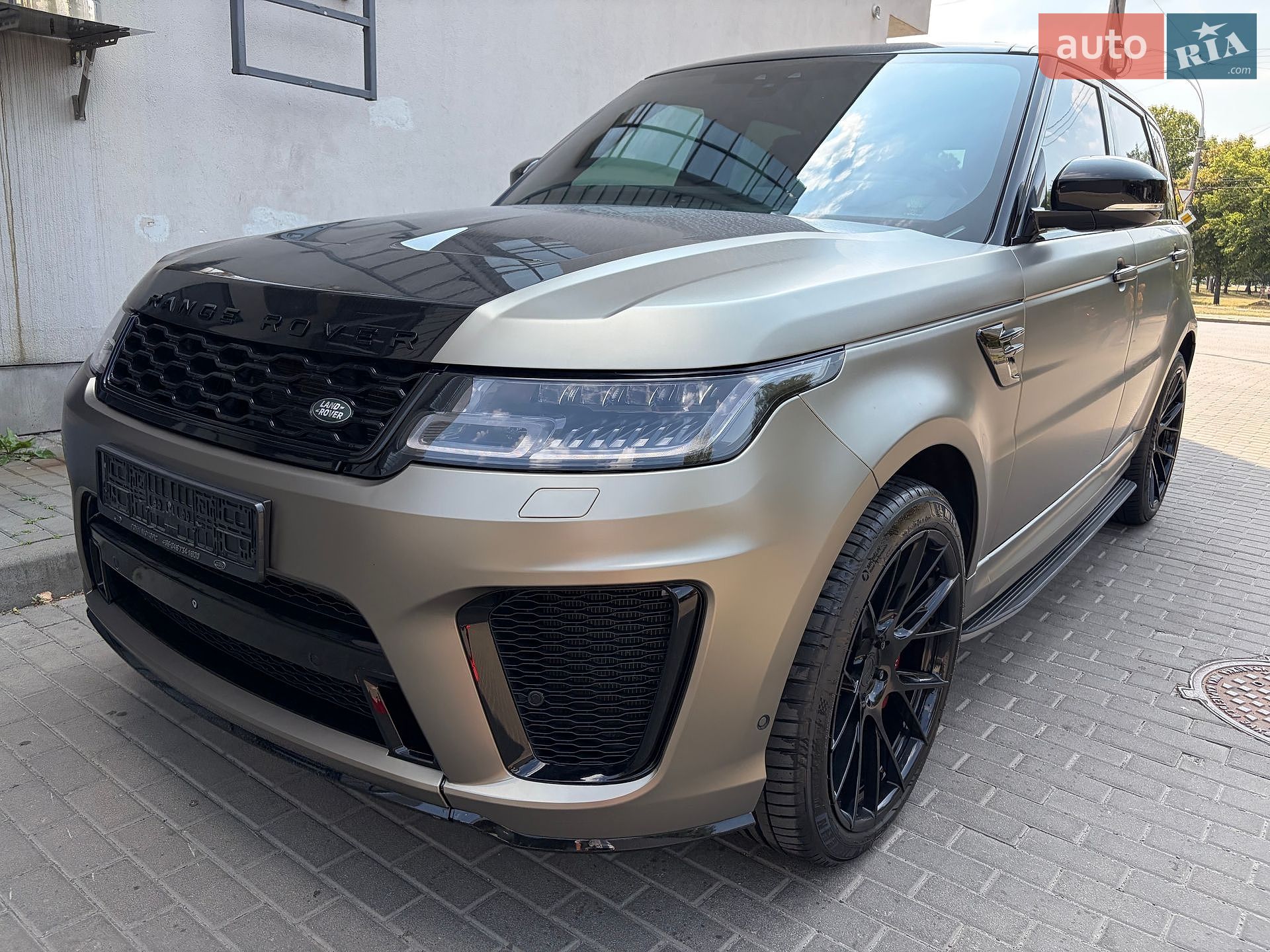 Land Rover Range Rover Sport 2018 VIN SALWA2BE5JA808960 фото оголошення 9 з 109