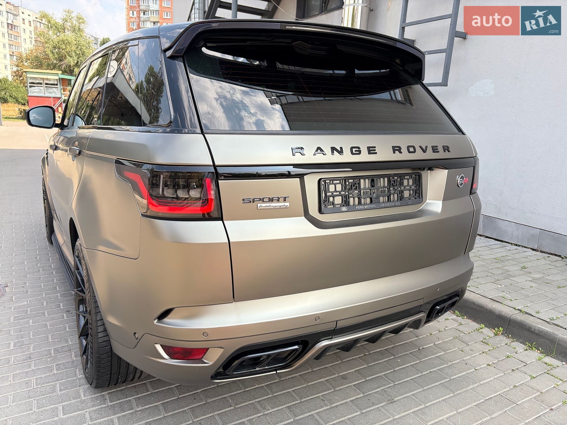Land Rover Range Rover Sport 2018 VIN SALWA2BE5JA808960 фото оголошення 18 з 109