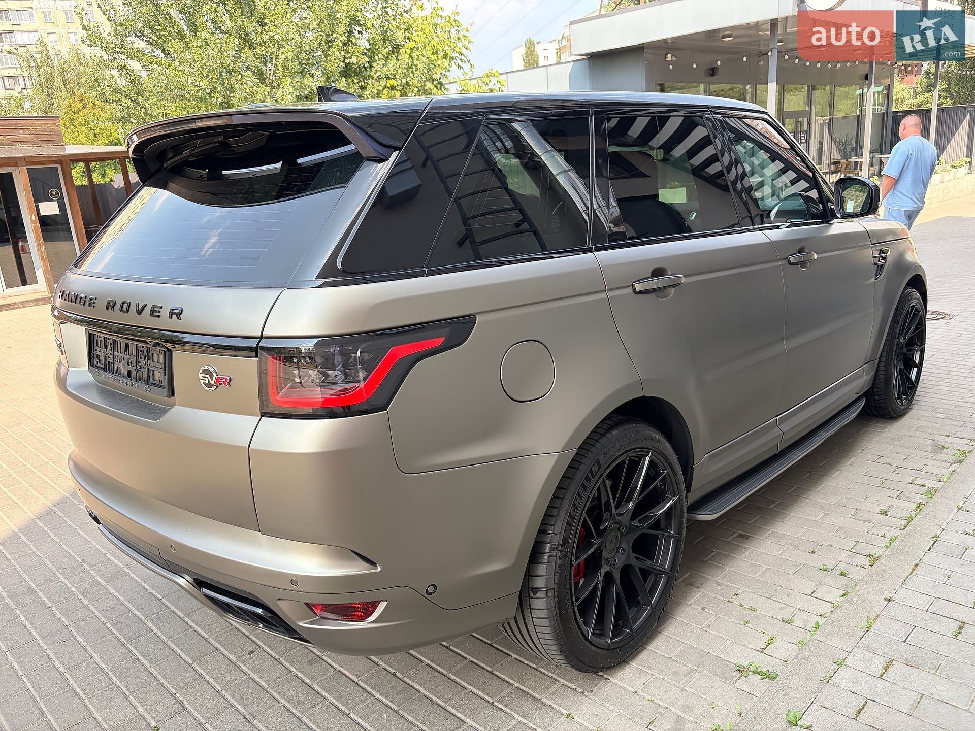Land Rover Range Rover Sport 2018 VIN SALWA2BE5JA808960 фото оголошення 24 з 109