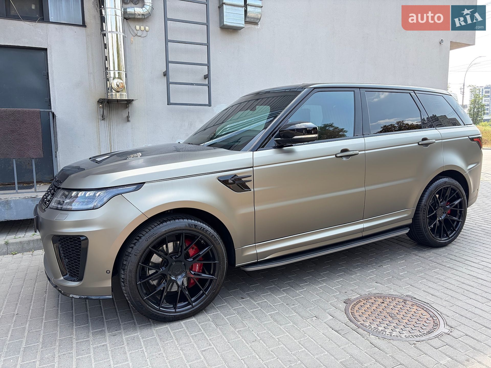Land Rover Range Rover Sport 2018 VIN SALWA2BE5JA808960 фото оголошення 38 з 109