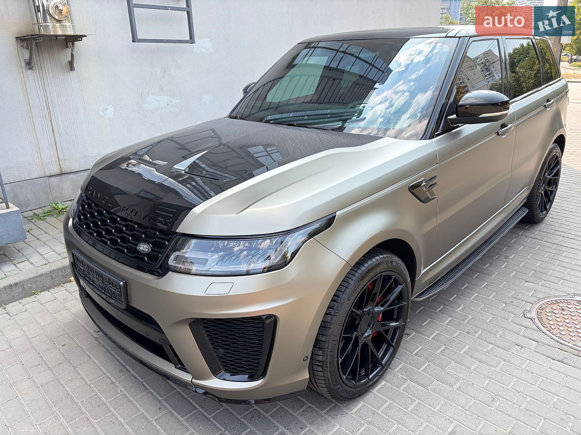 Land Rover Range Rover Sport 2018 VIN SALWA2BE5JA808960 фото оголошення 41 з 109