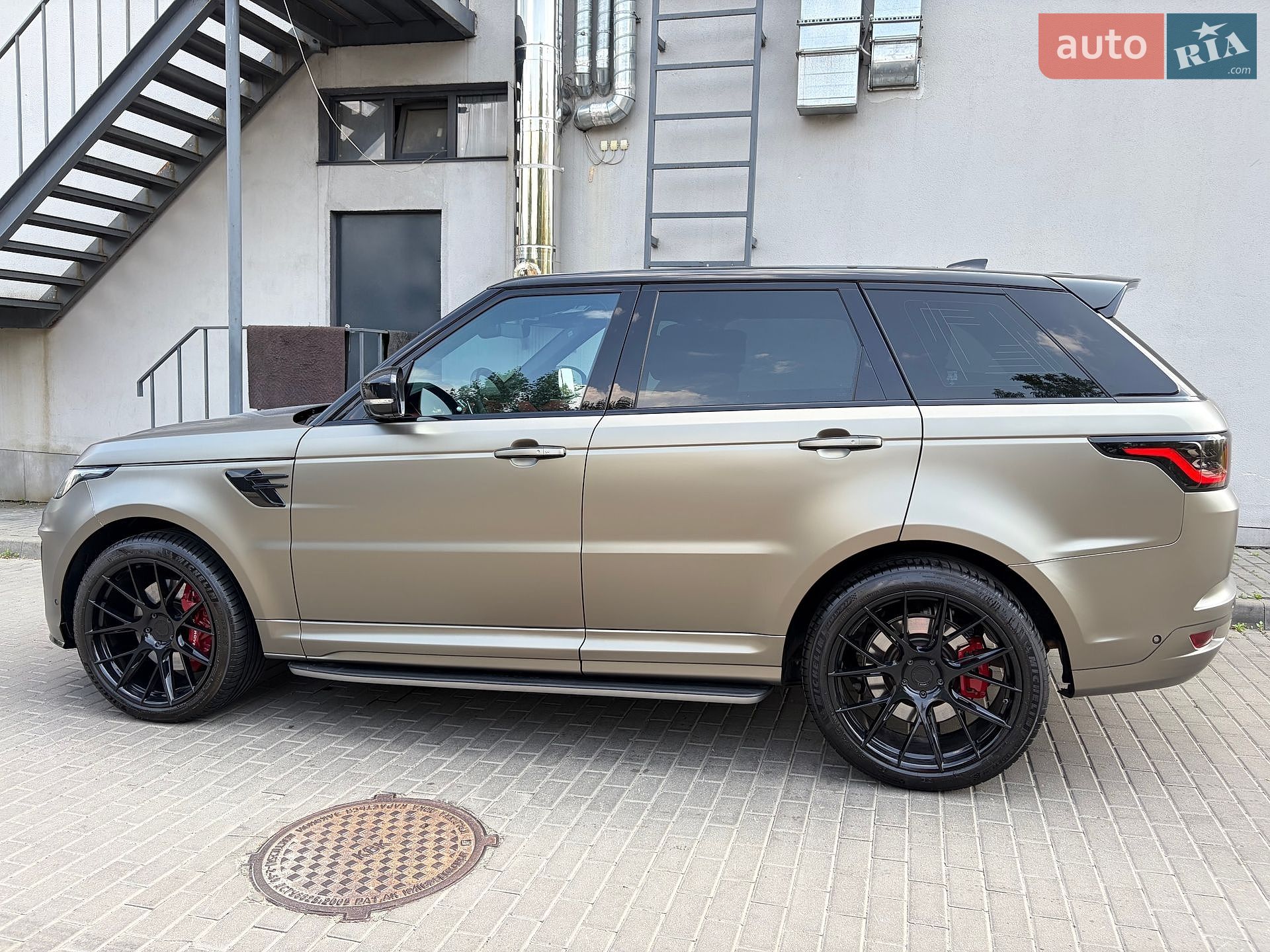 Land Rover Range Rover Sport 2018 VIN SALWA2BE5JA808960 фото оголошення 56 з 109