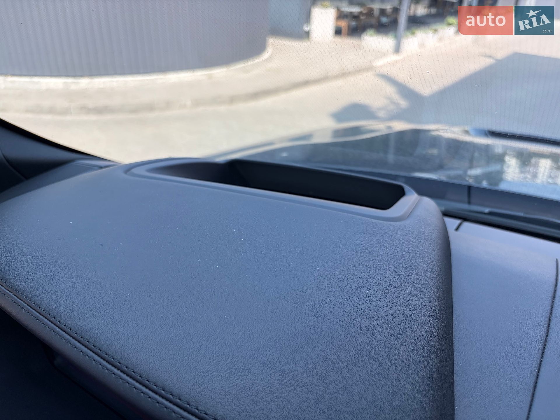 Land Rover Range Rover Sport 2018 VIN SALWA2BE5JA808960 фото оголошення 88 з 109