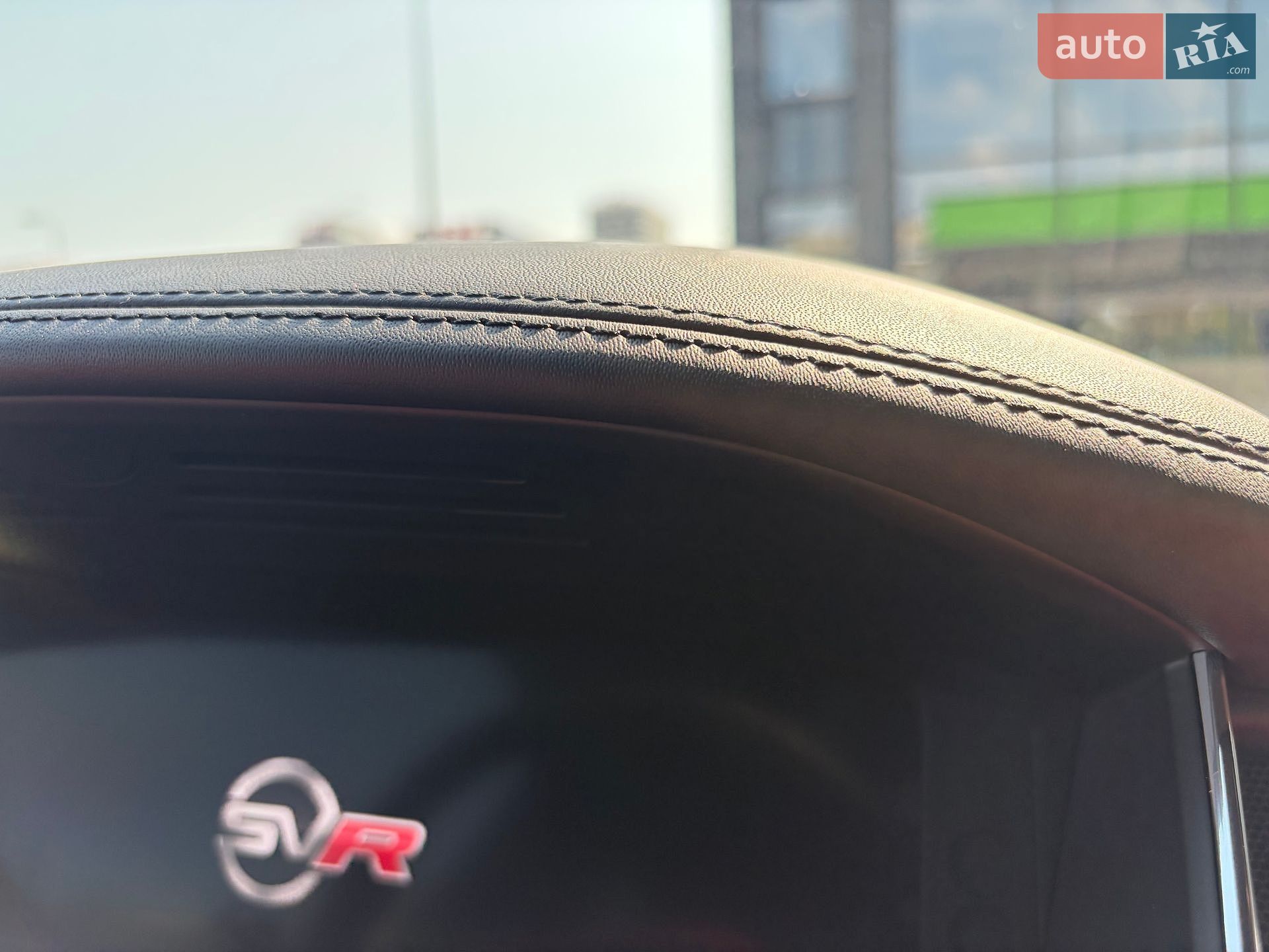 Land Rover Range Rover Sport 2018 VIN SALWA2BE5JA808960 фото оголошення 104 з 109