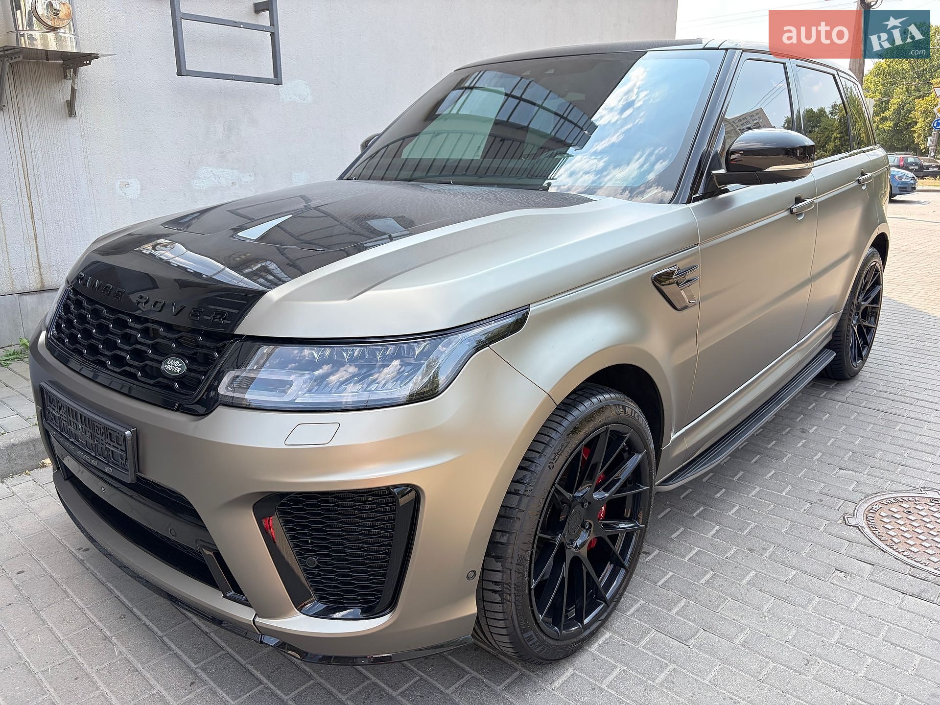 Land Rover Range Rover Sport 2018 VIN SALWA2BE5JA808960 фото оголошення 106 з 109