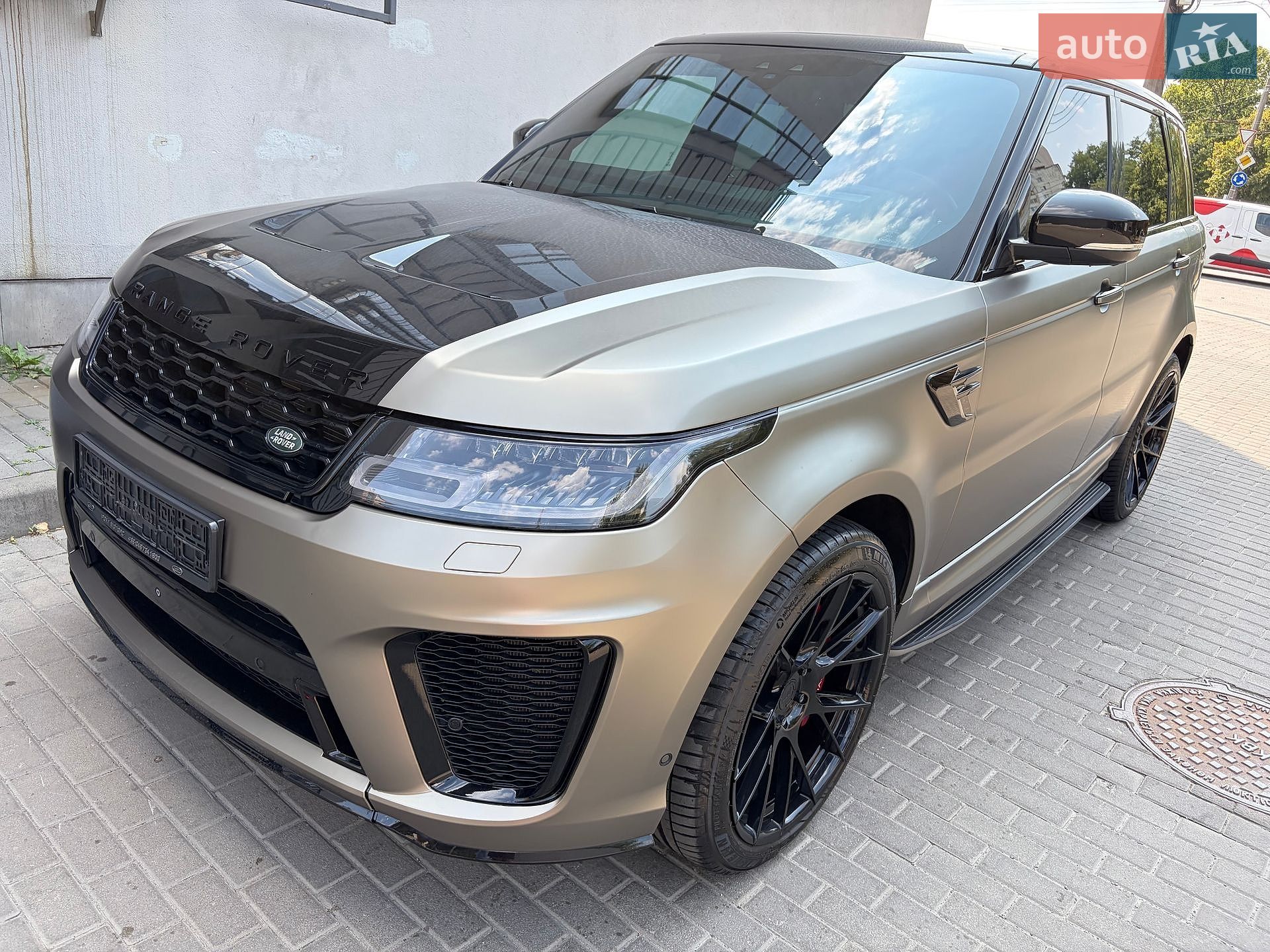 Land Rover Range Rover Sport 2018 VIN SALWA2BE5JA808960 фото оголошення 107 з 109
