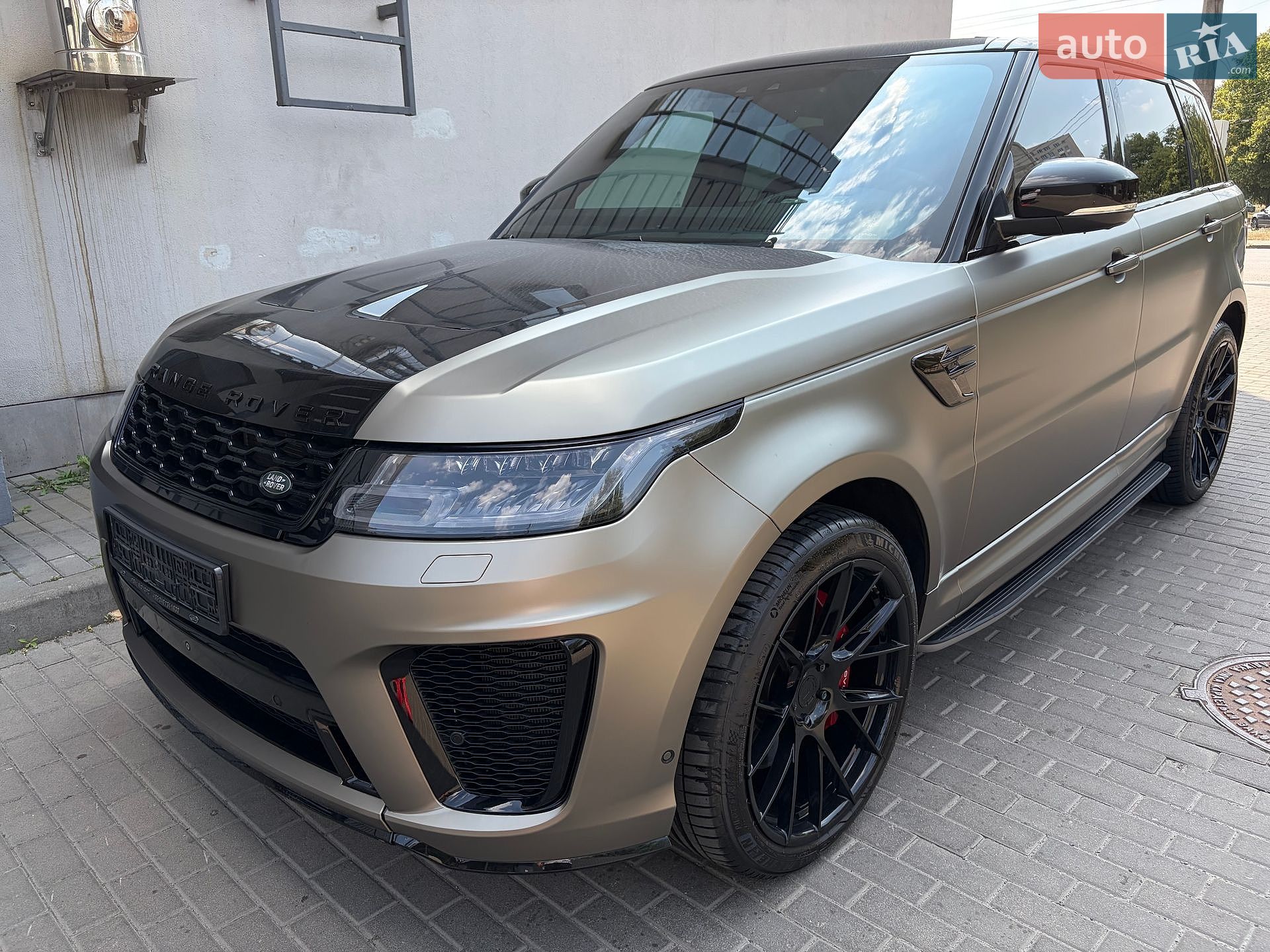 Land Rover Range Rover Sport 2018 VIN SALWA2BE5JA808960 фото оголошення 108 з 109